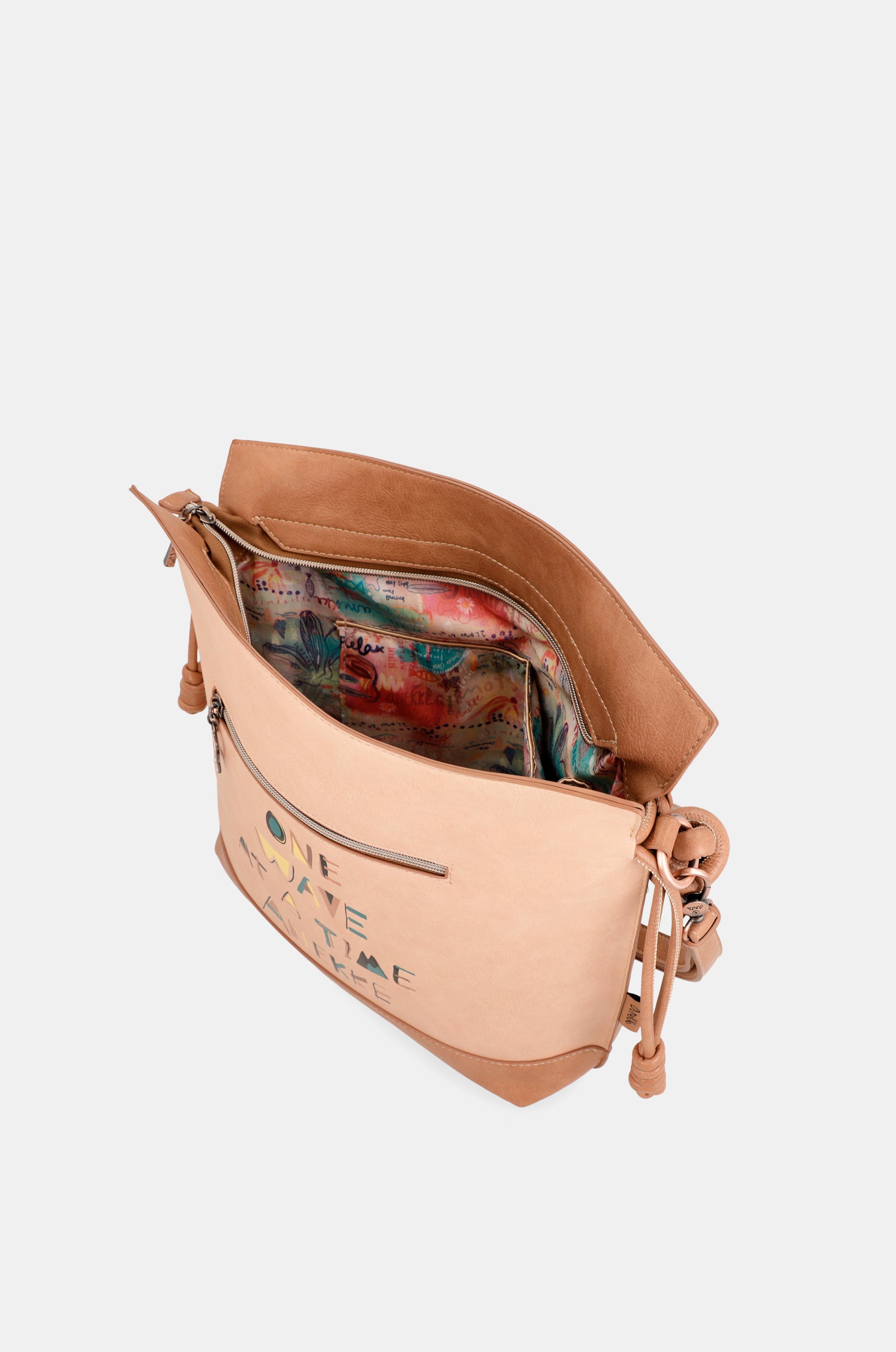 Sac à bandoulière au lever du soleil avec bandoulière