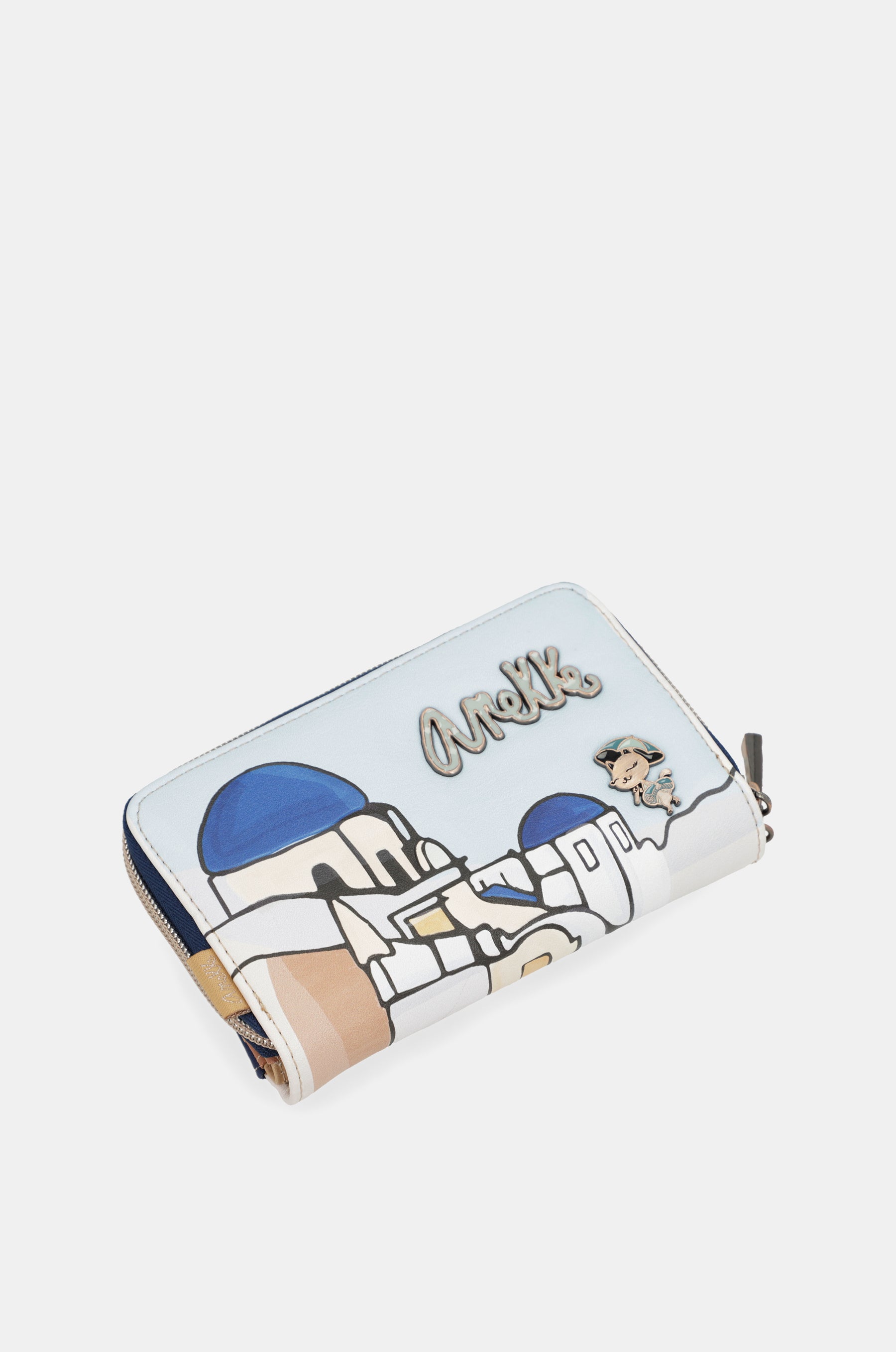 Portefeuille de monnaie au lever du soleil