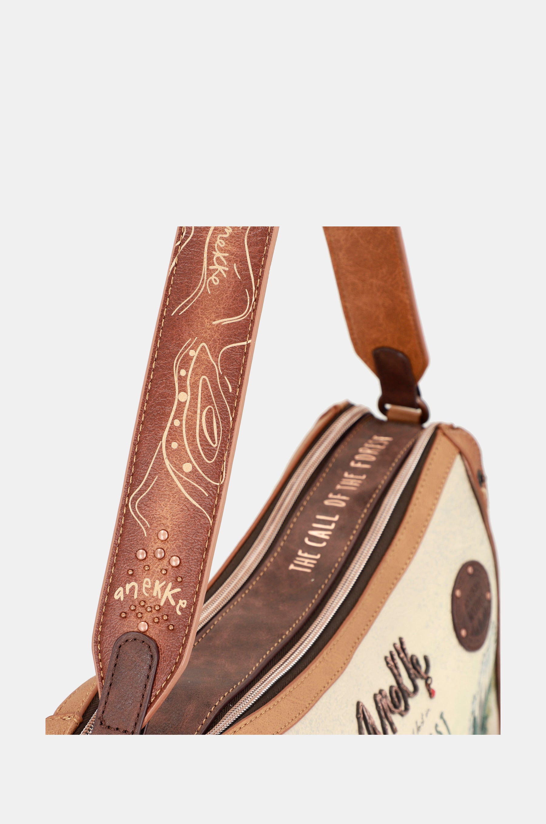 Le sac d'épaule forestier avec bandoulière