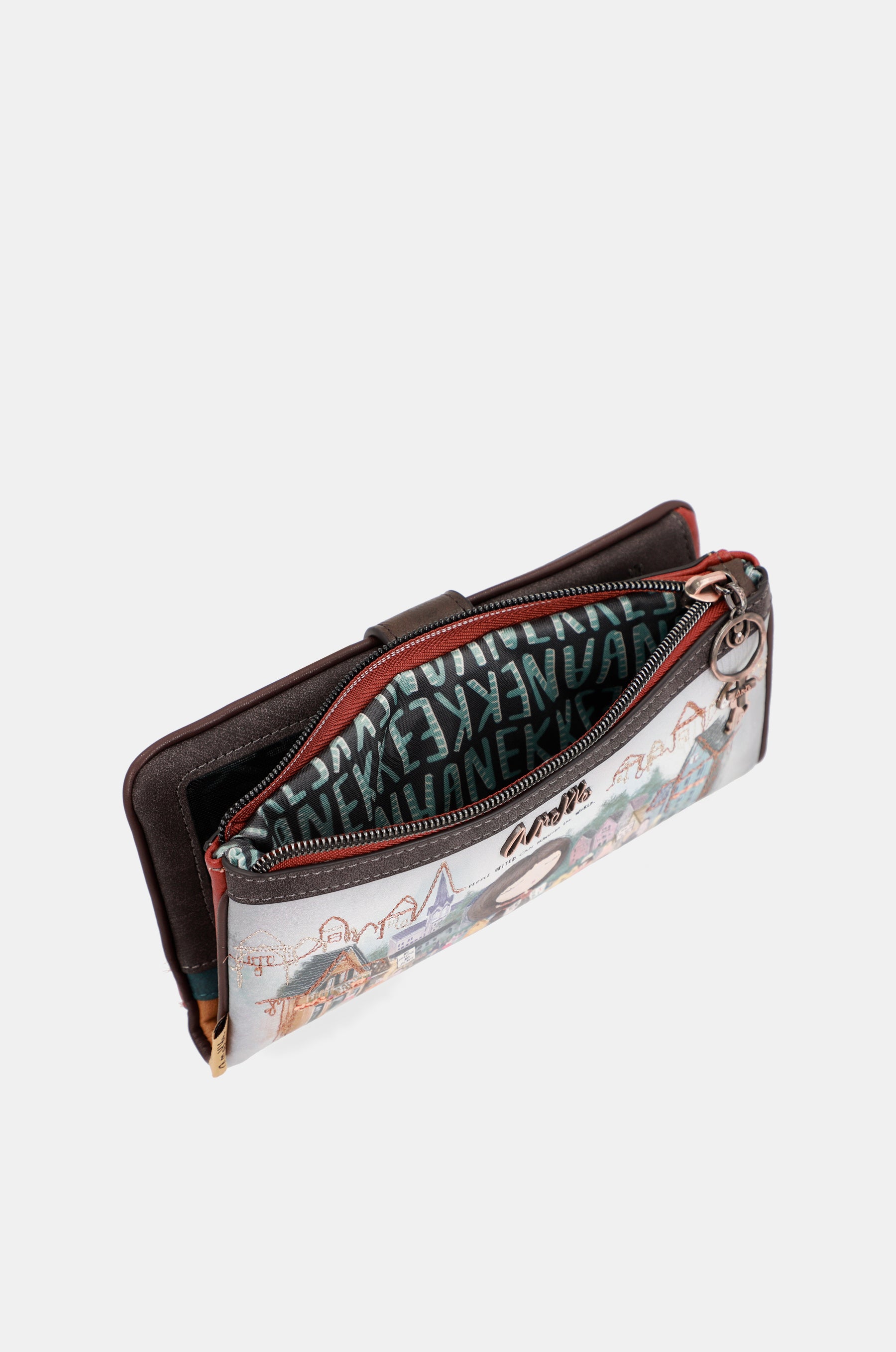 Portefeuille avec voix de porte-carte amovible