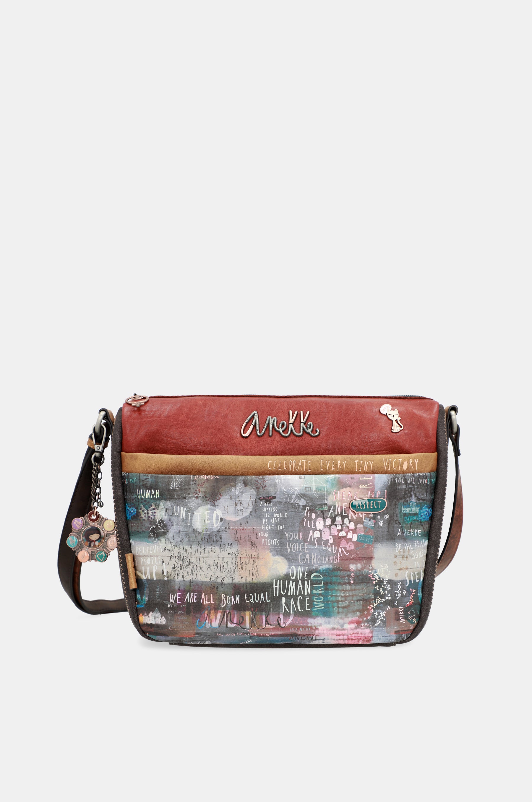 Respecter le grand sac à bandoulière avec des poches