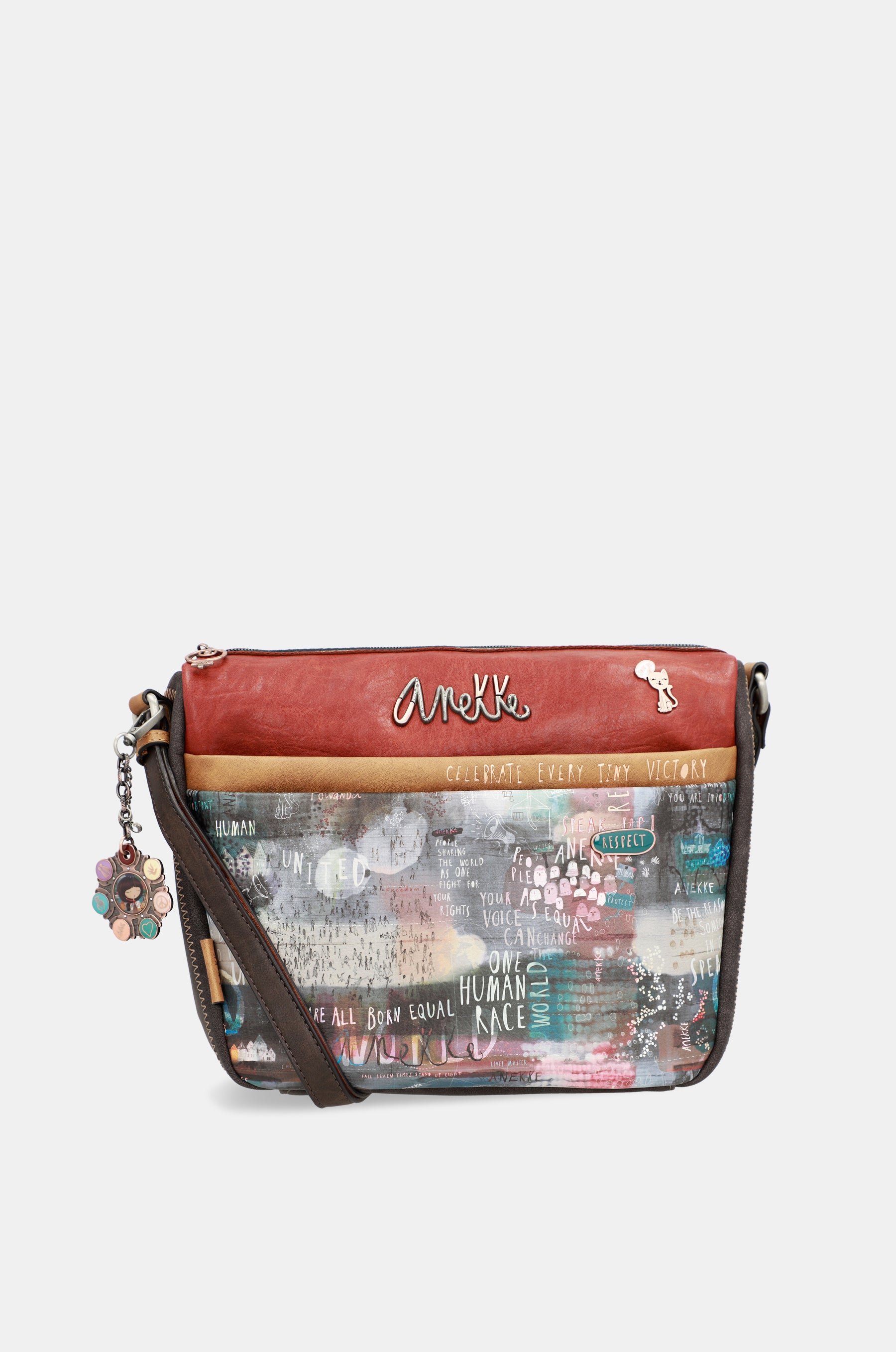 Respecter le grand sac à bandoulière avec des poches