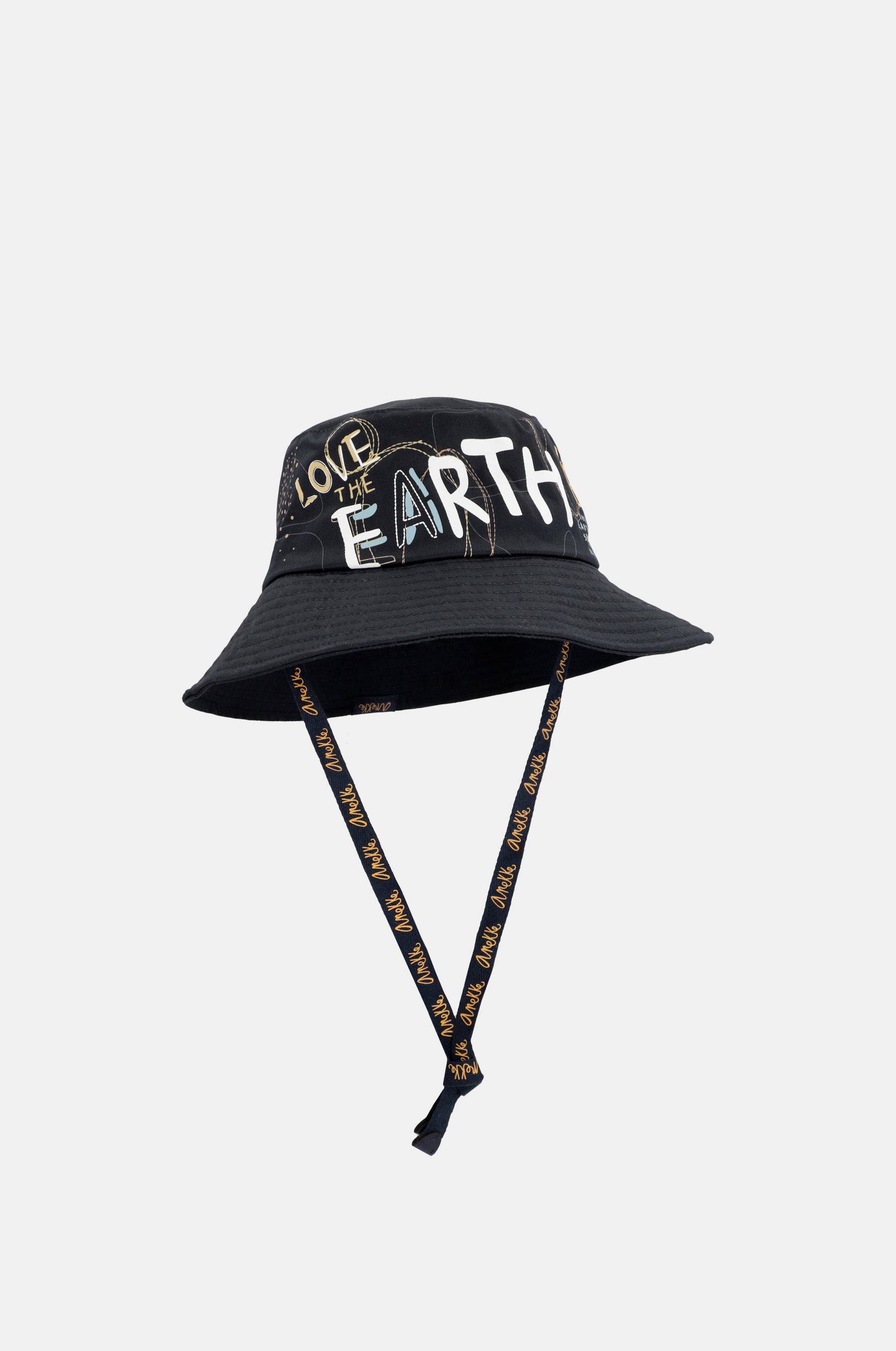 L'amour des femmes le chapeau de pêcheur de la Terre
