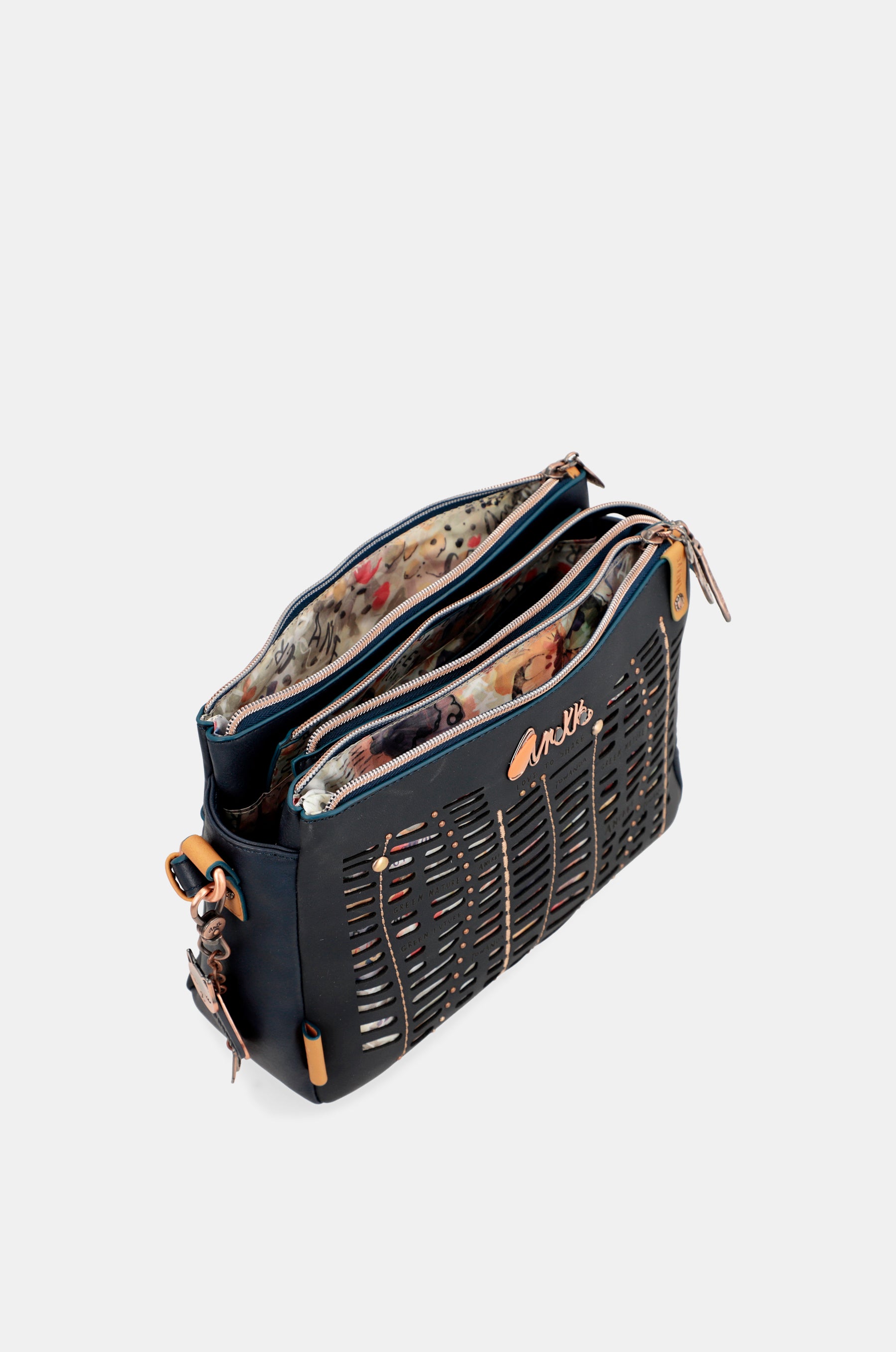 Nature Pachamama Navy Blue Crossbody Sac avec trois compartiments
