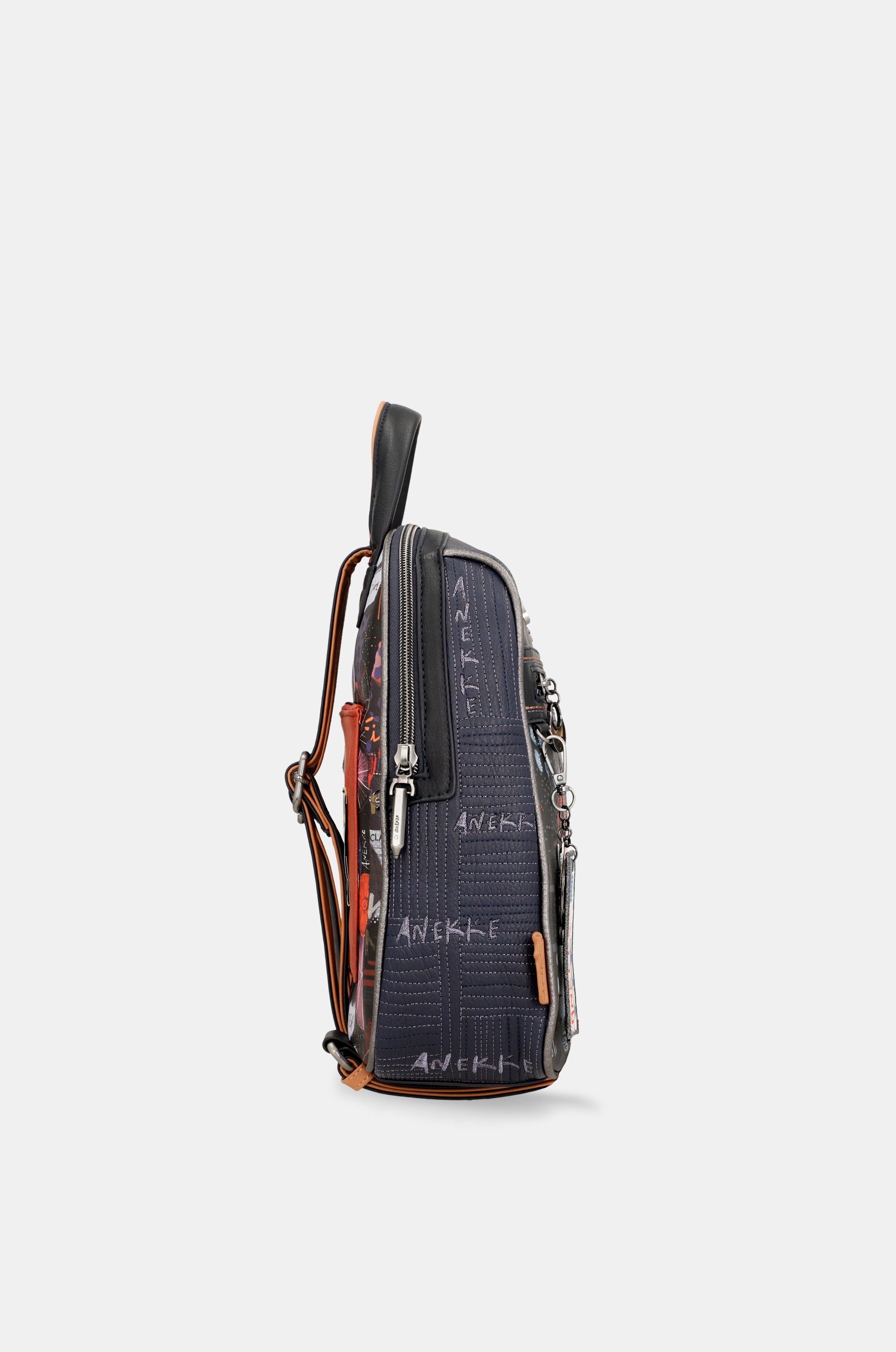 Sac à dos triangulaire contemporain