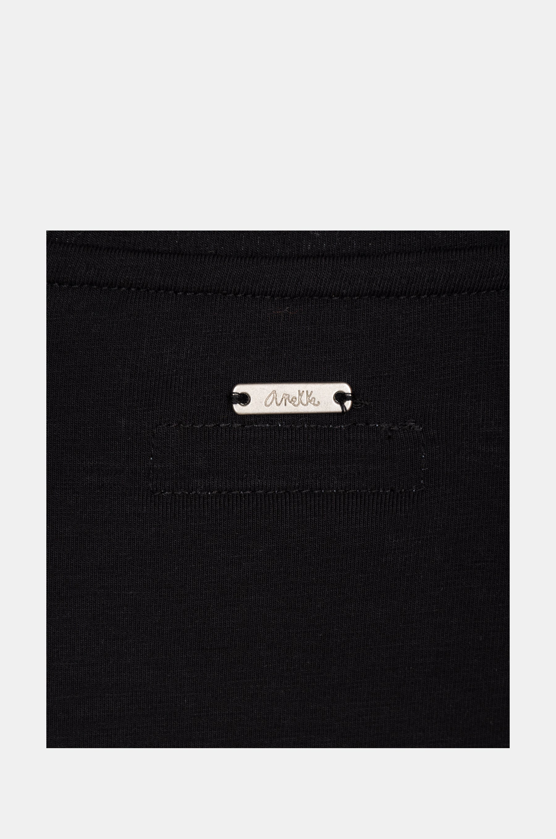 T-shirt noir Anekke