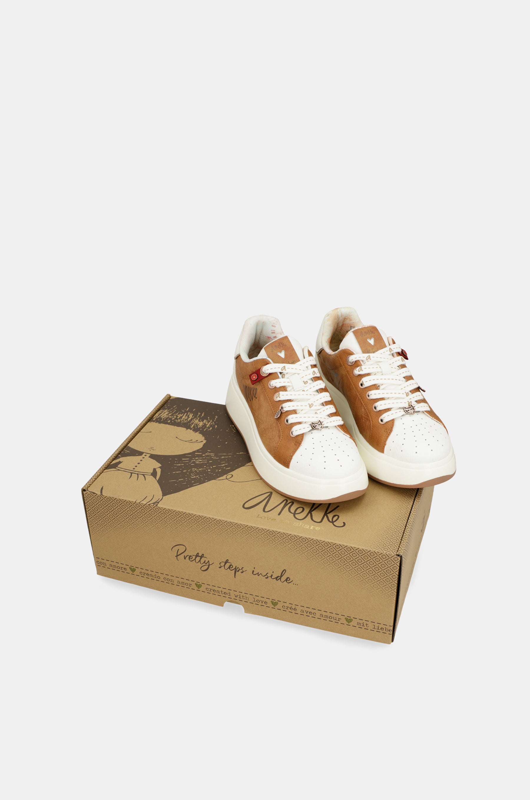 Baskets Peace & Love. marron