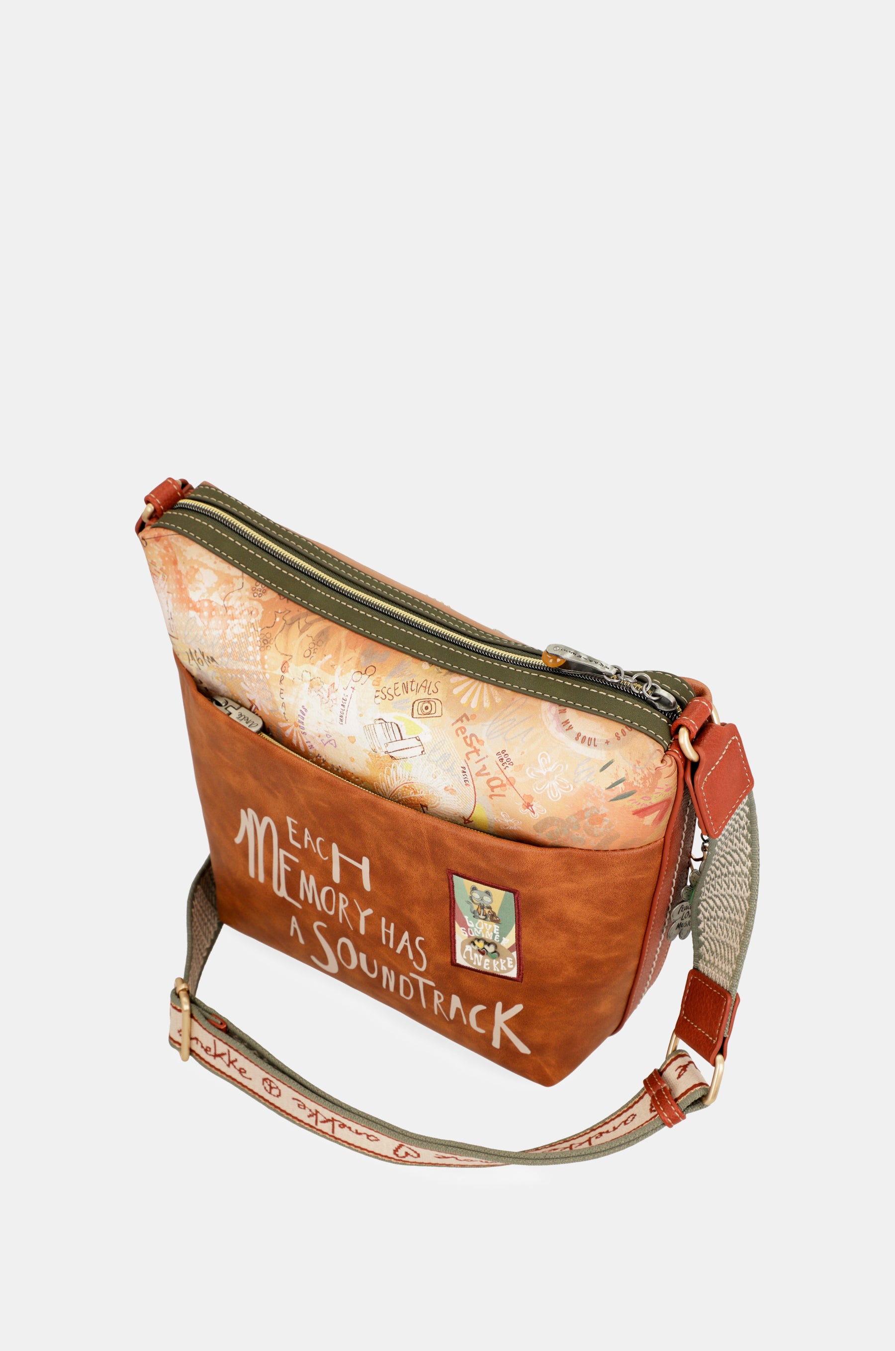 Sac bandoulière grand format camel Peace & Love