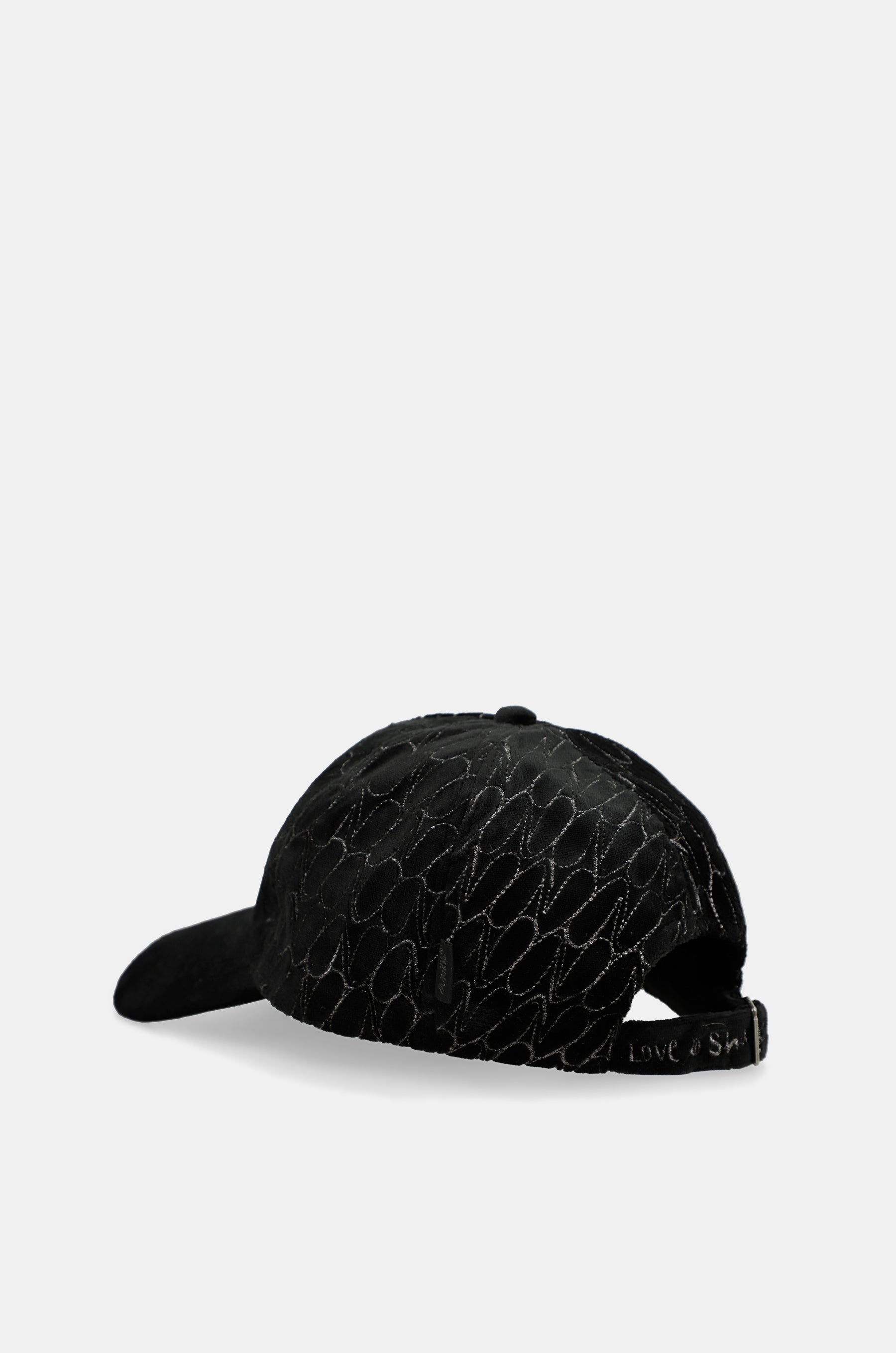 Casquette foncée