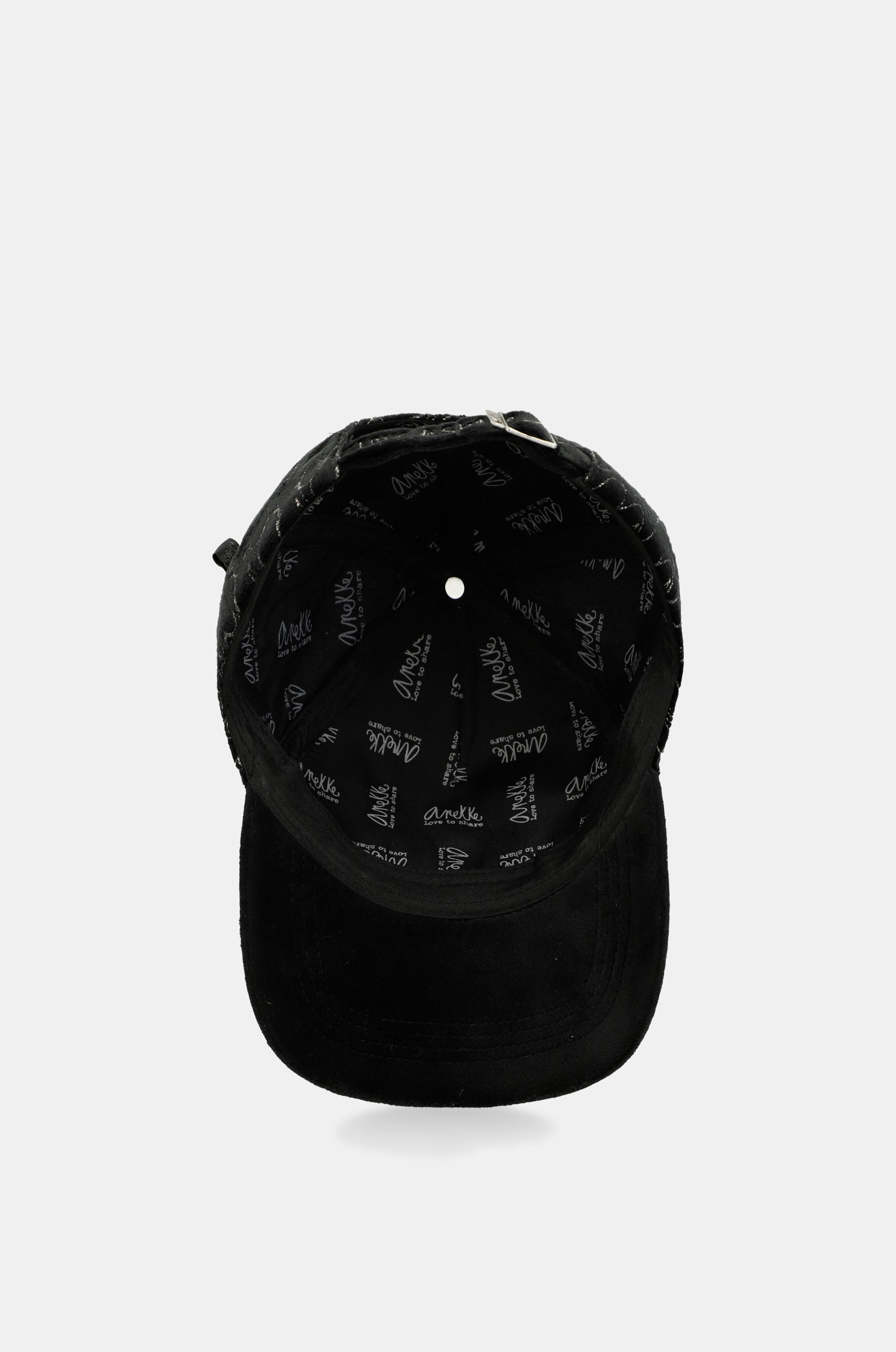 Casquette foncée