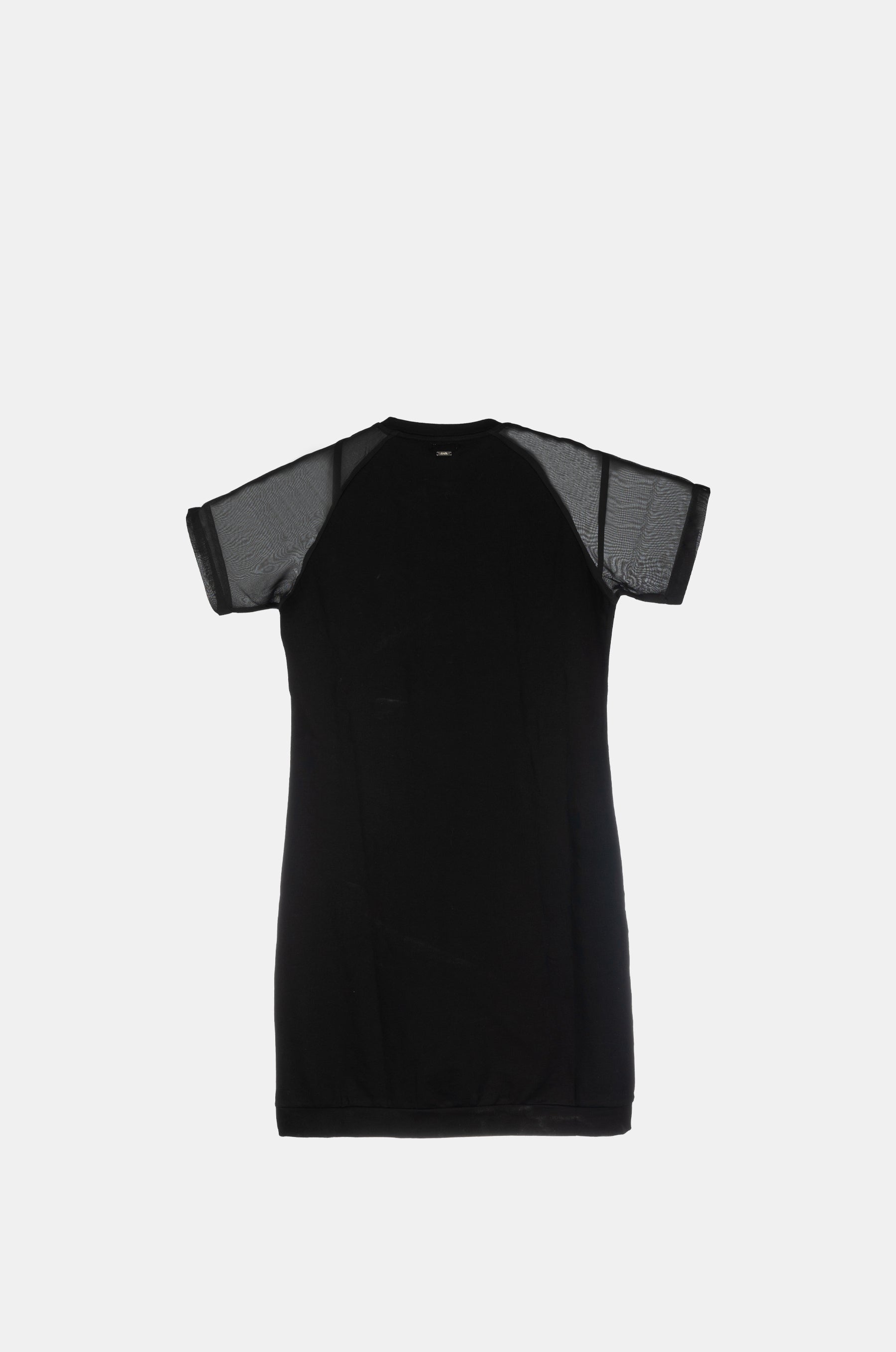 Robe noire à manches courtes