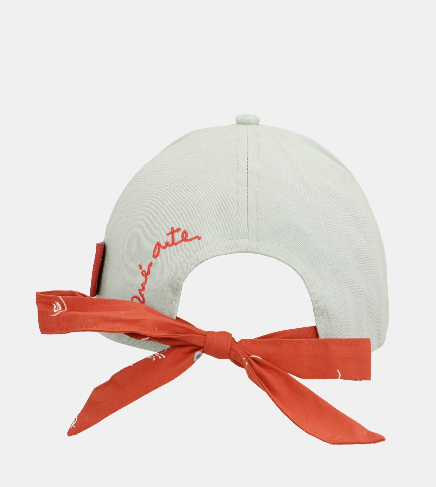 Casquette verte avec nœud rouge