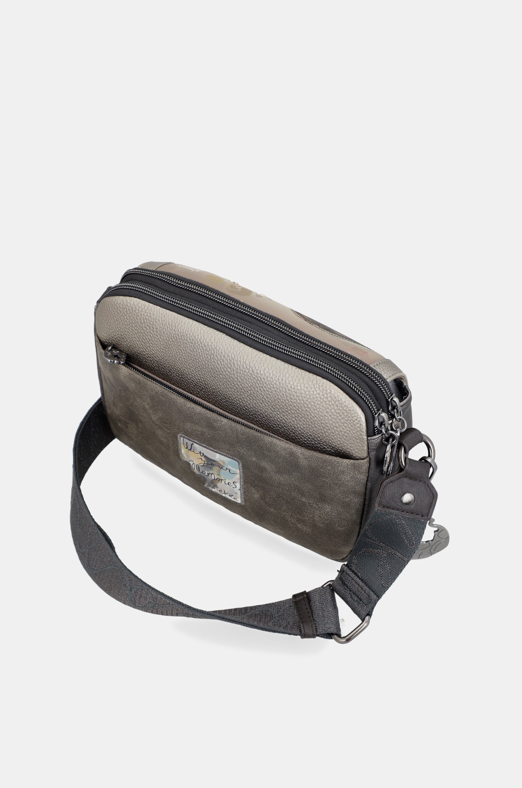 Sac bandoulière à rabat ovale Real