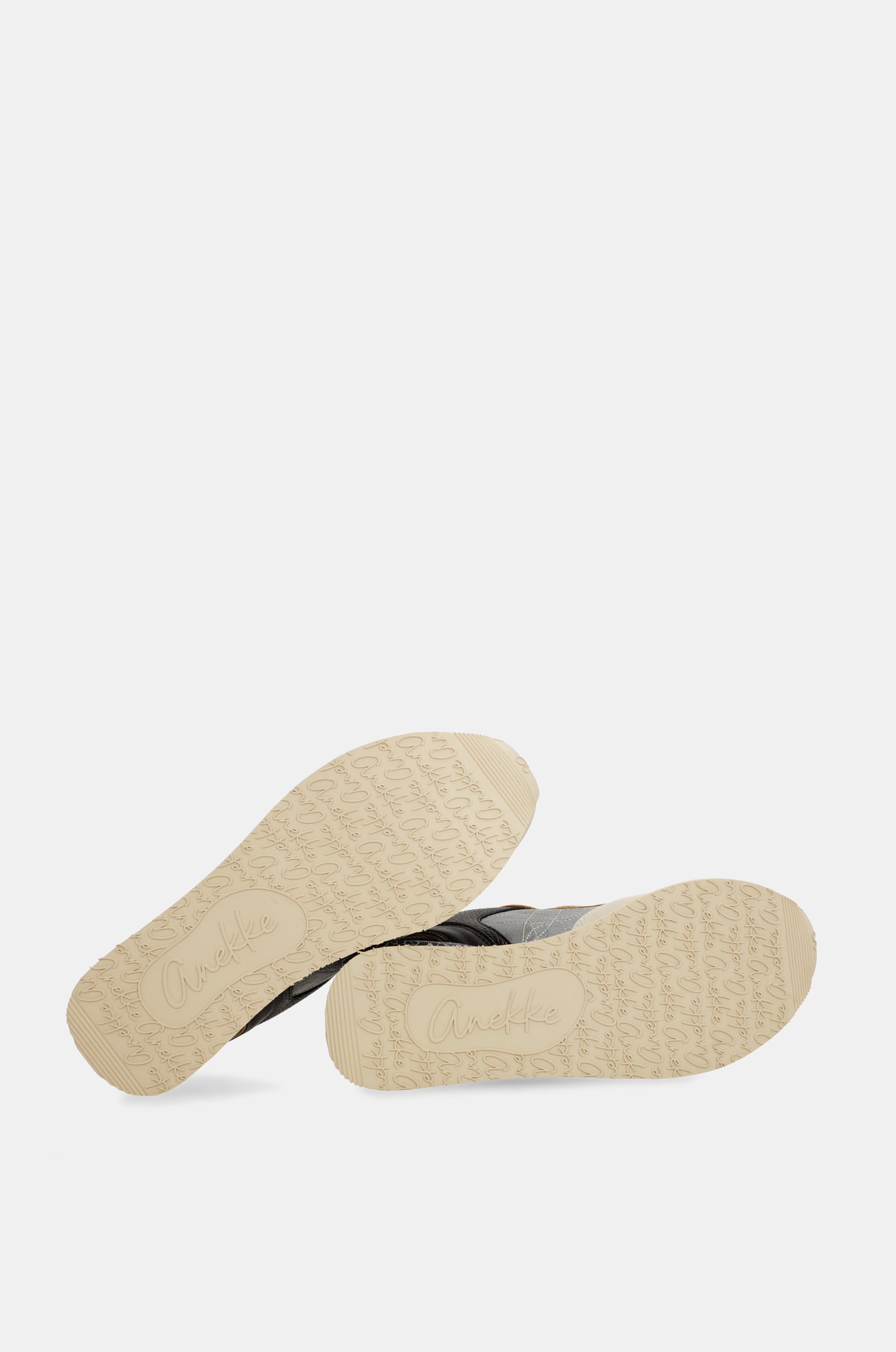 Sneakers bleus et beige