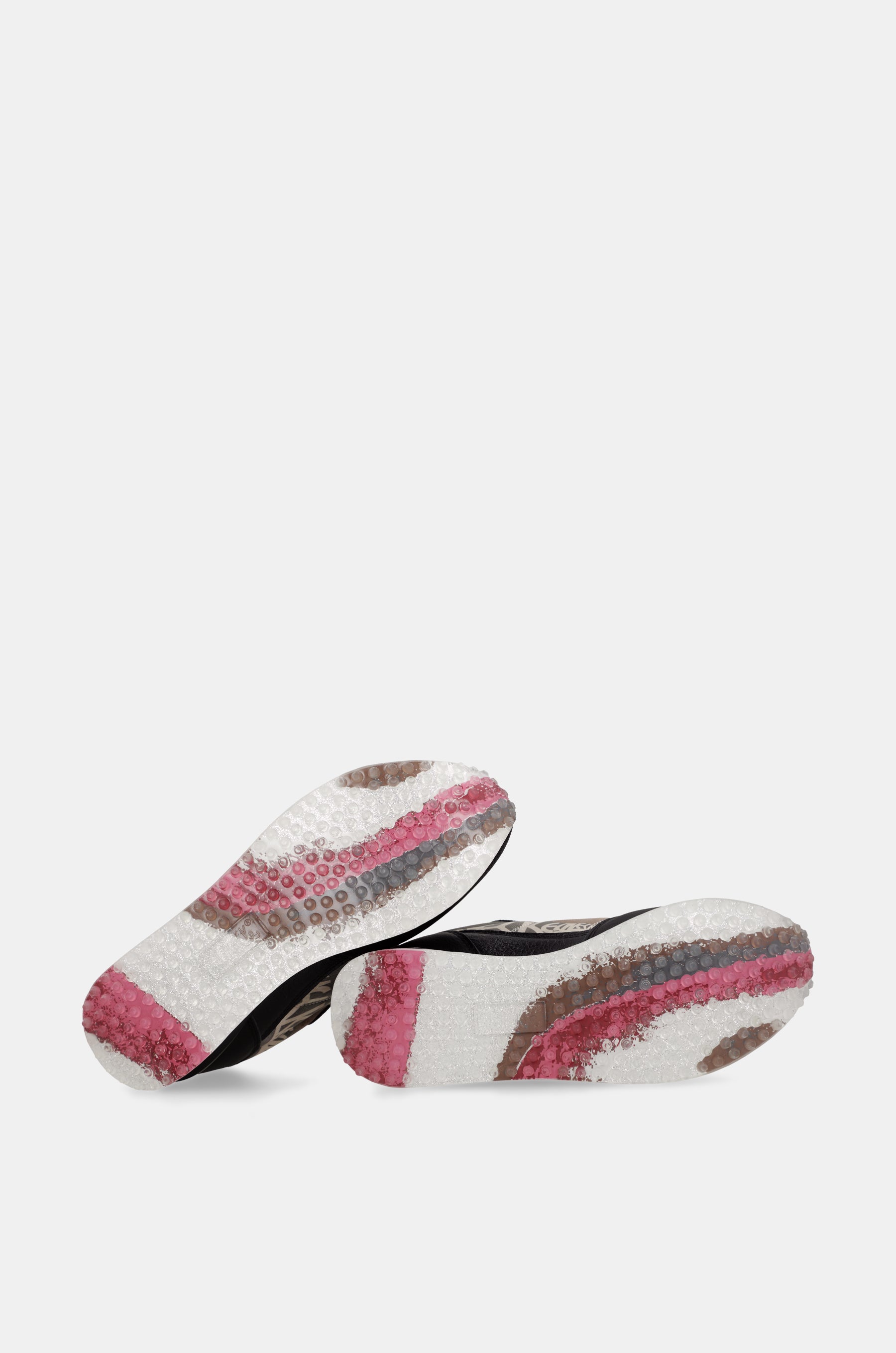 Sneakers noirs et roses