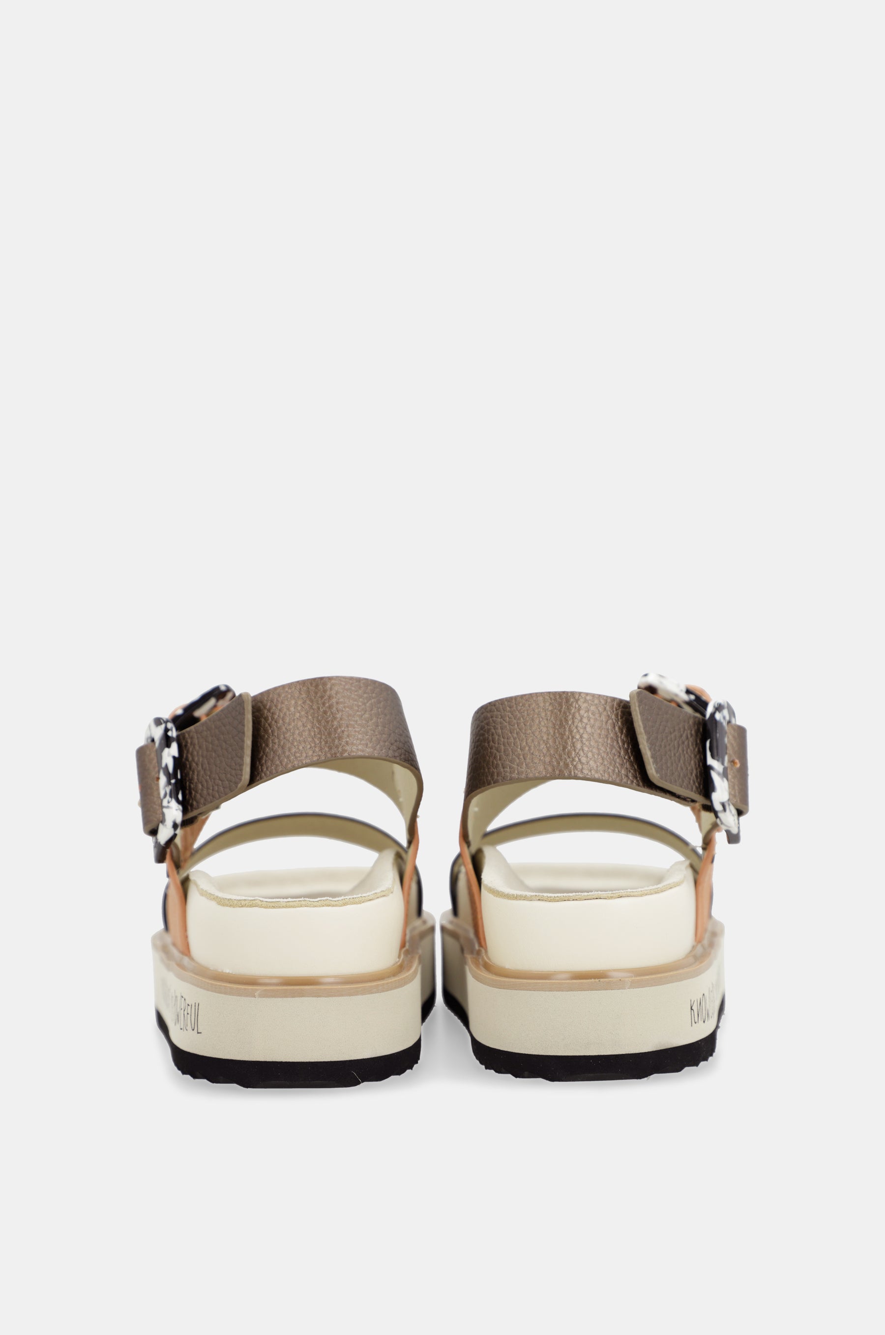 Sandales à plateforme orange et noires