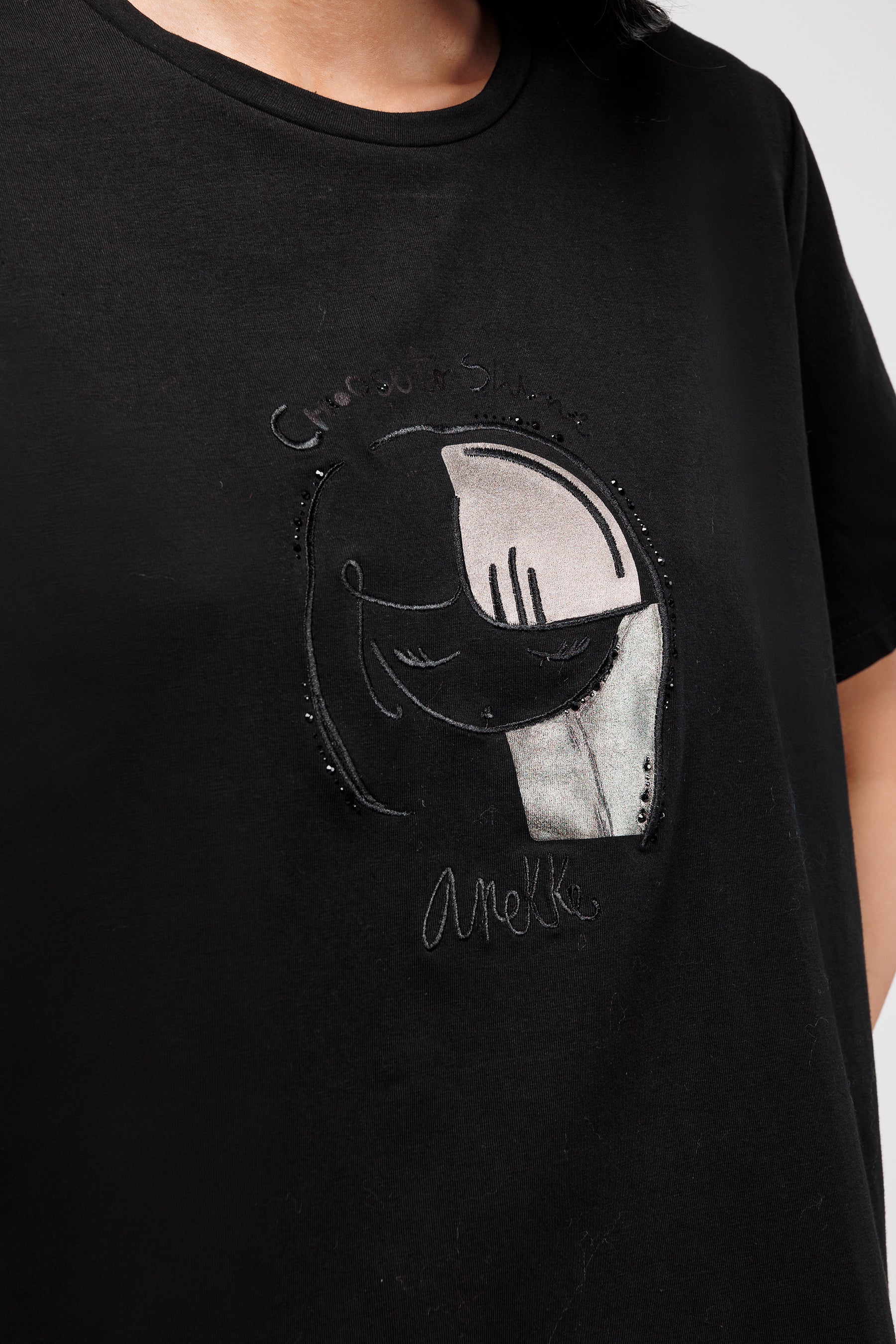 T-shirt à manches courtes noir avec applications argenté et bronze