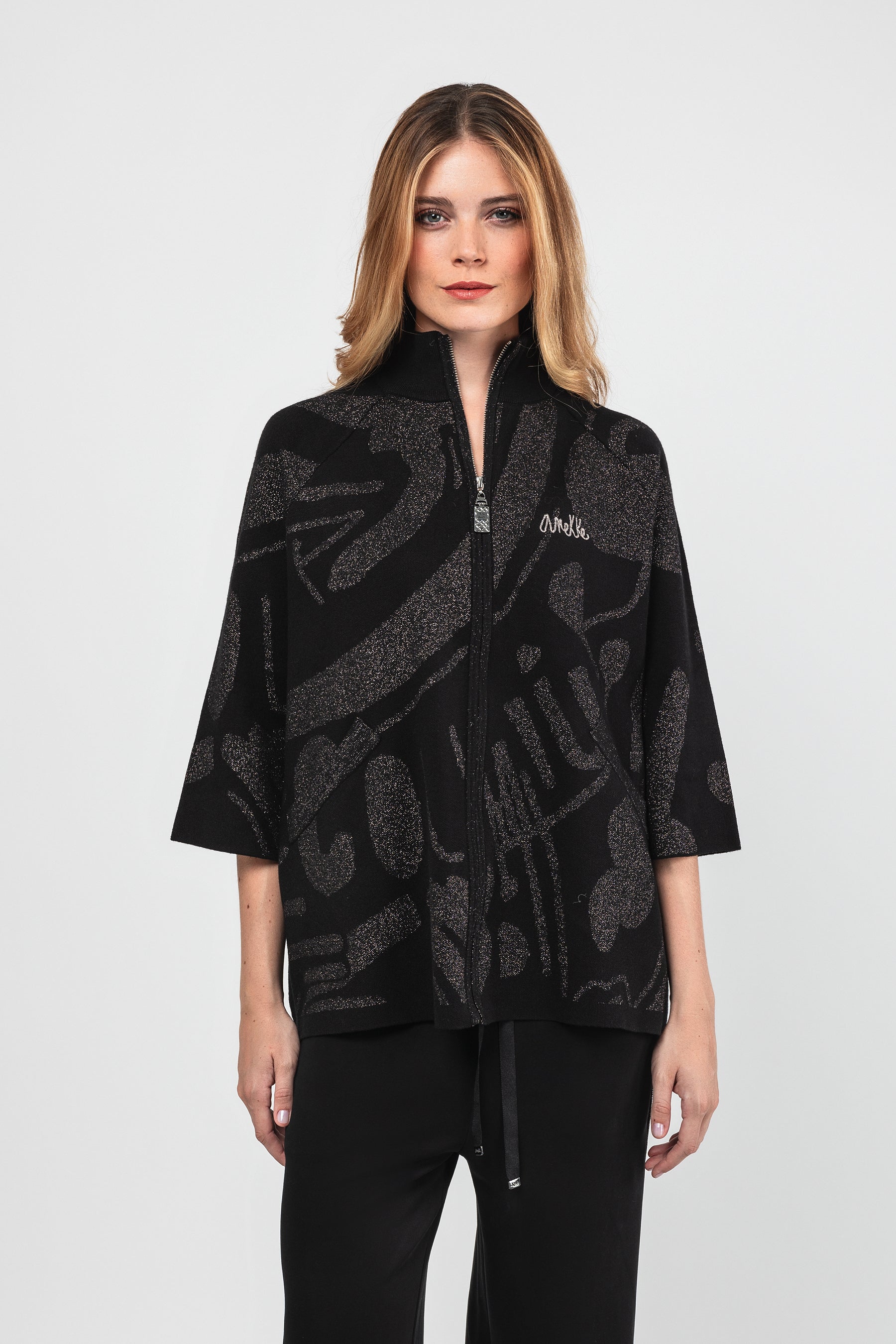 Gilet noir et argenté