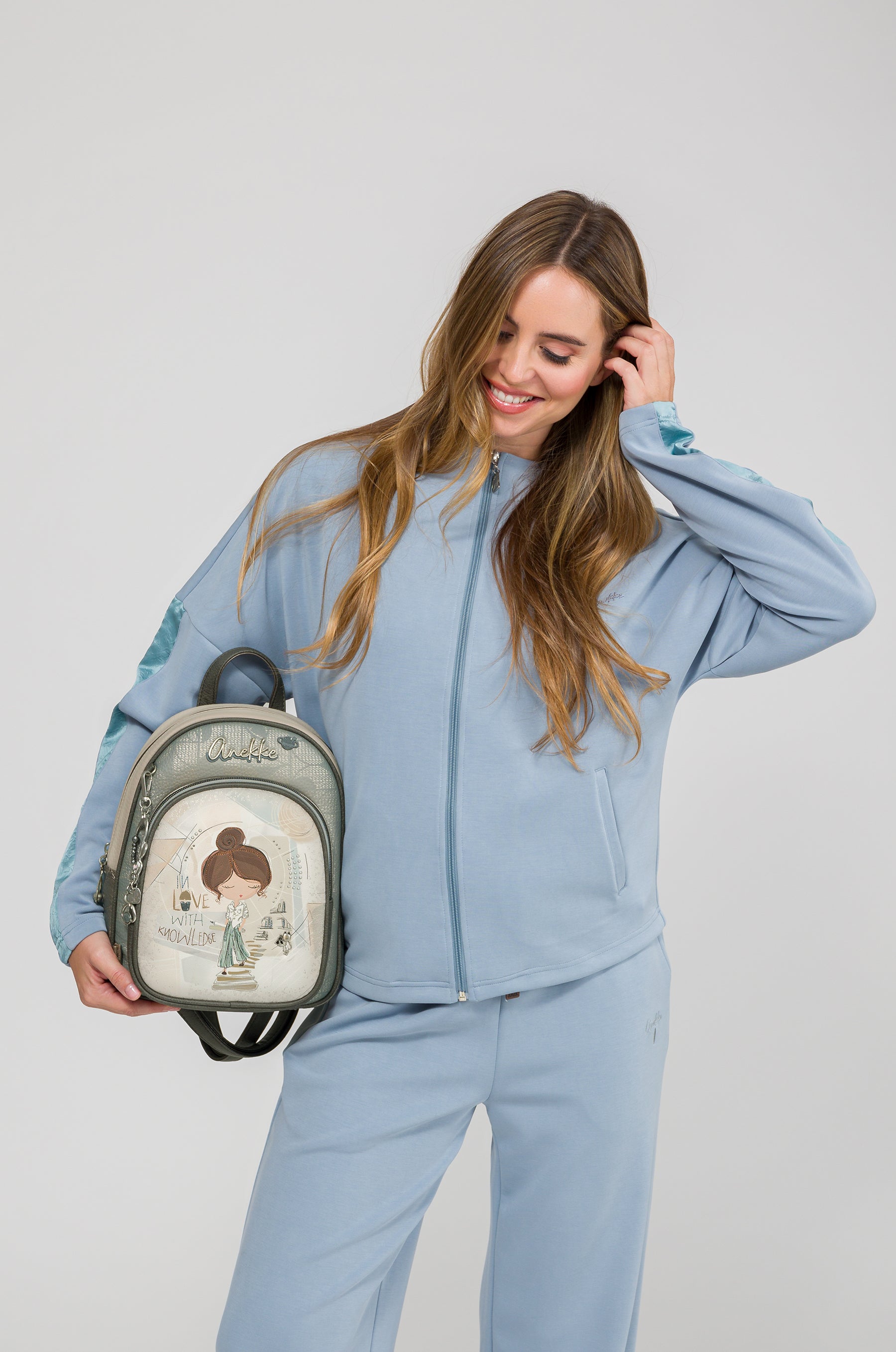 Sac à dos à poche frontale Sophia