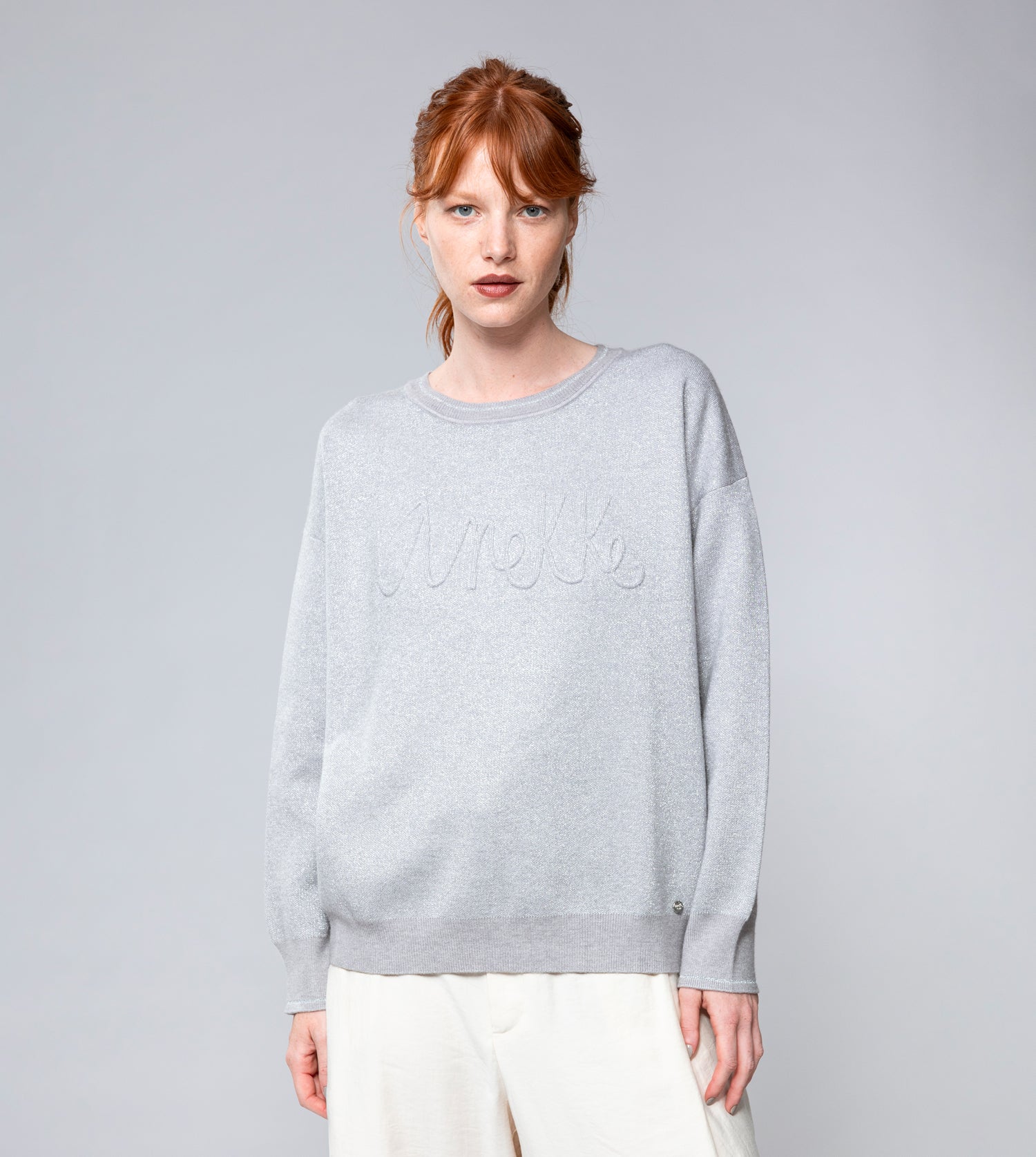 Pull Contemporary gris
