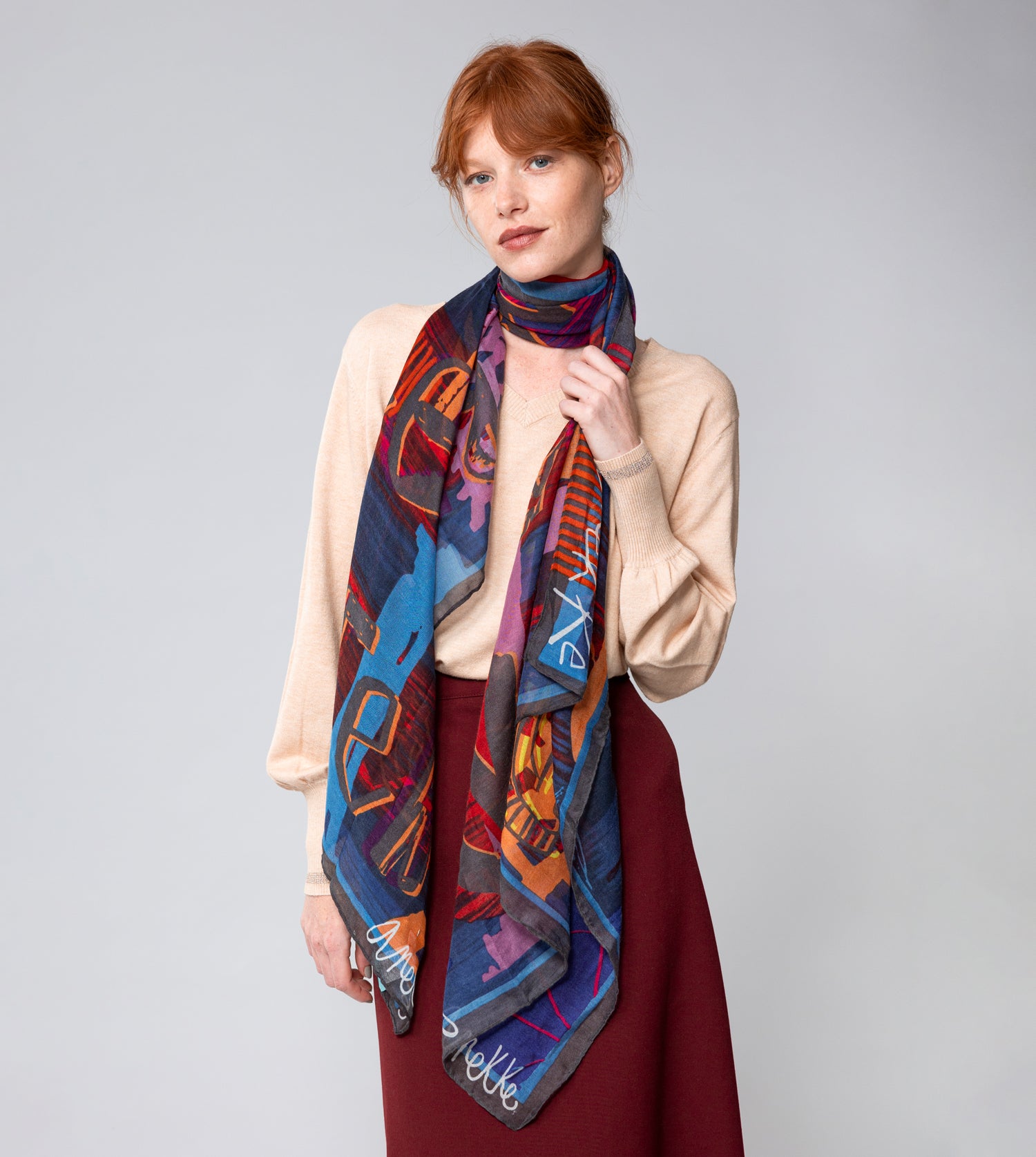 Foulard bleu Contemporary