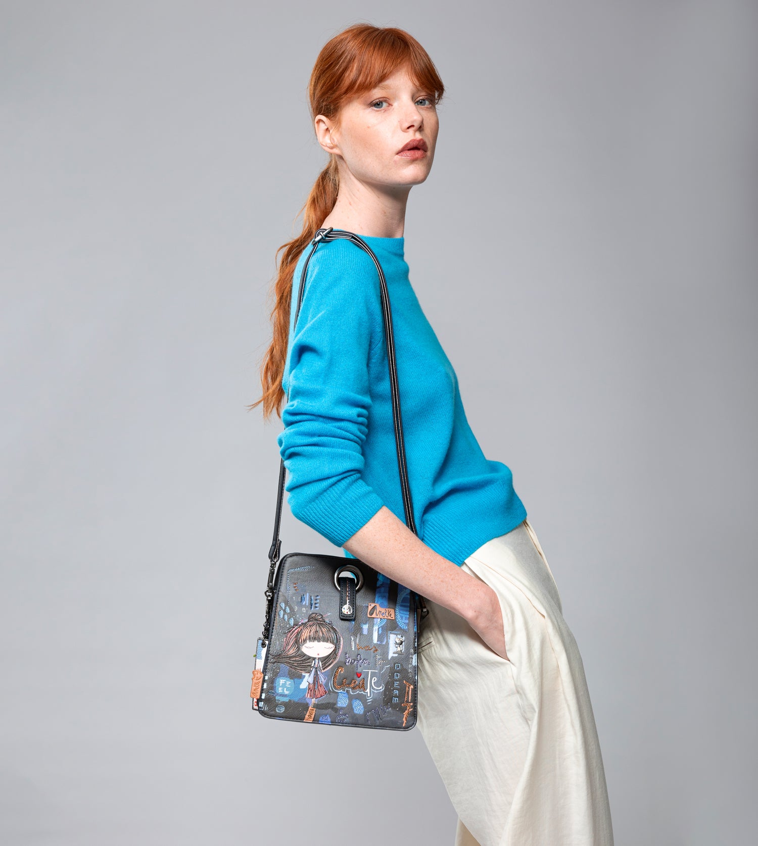 Sac à bandoulière géométrique à 3 compartiments contemporains