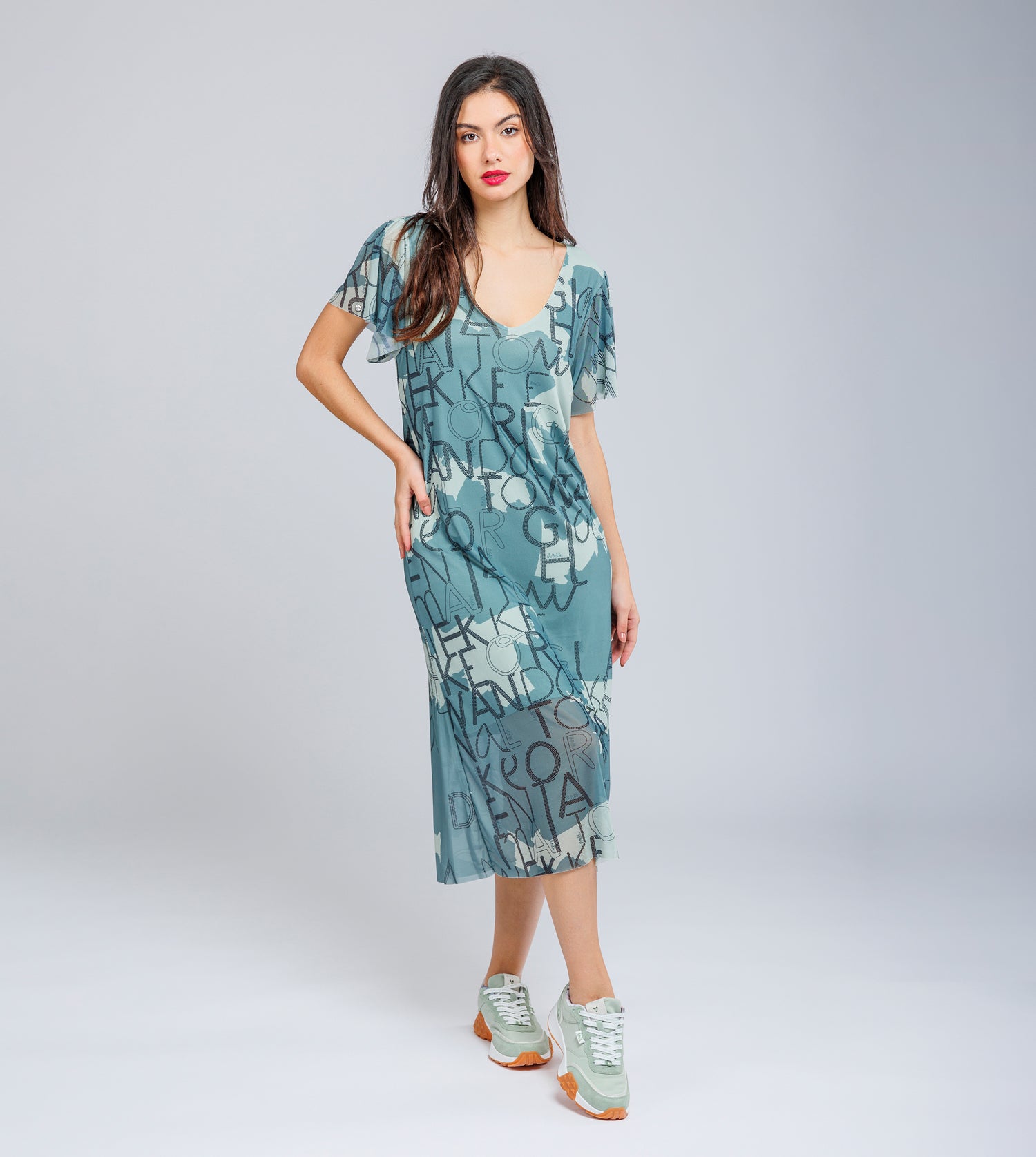 Robe verte à manches courtes