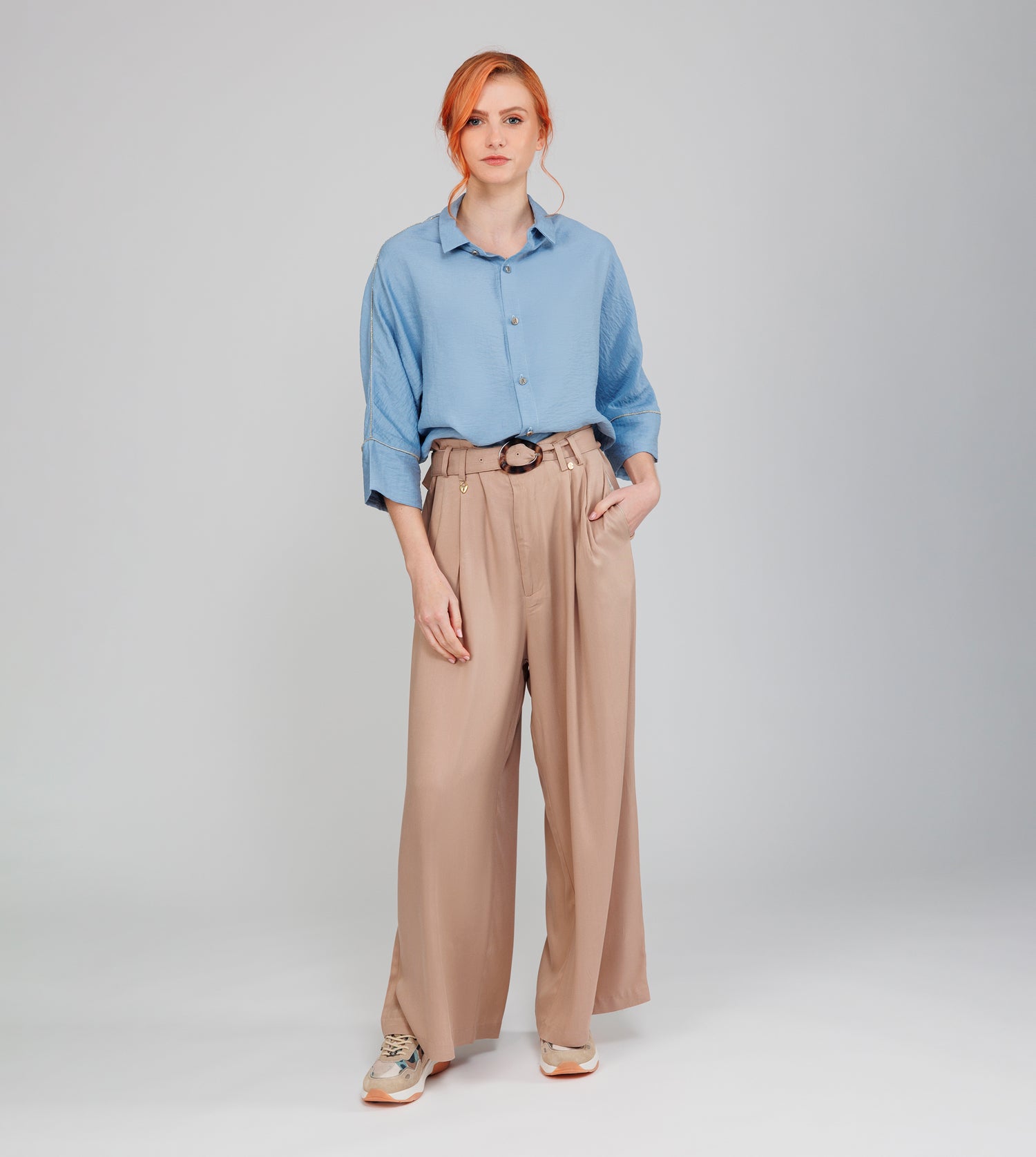 Pantalon couleur taupe