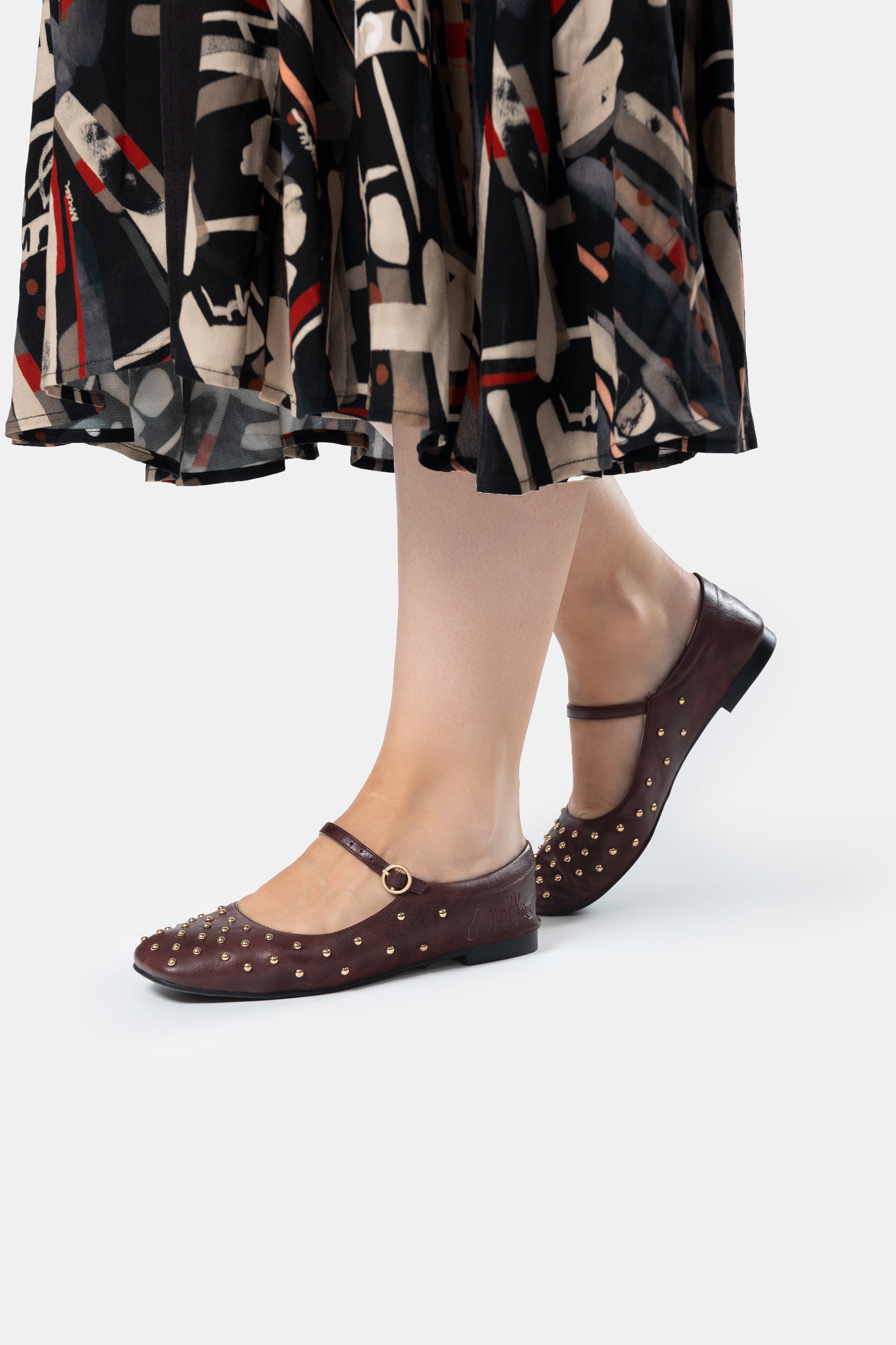 Ballerines cloutées bordeaux