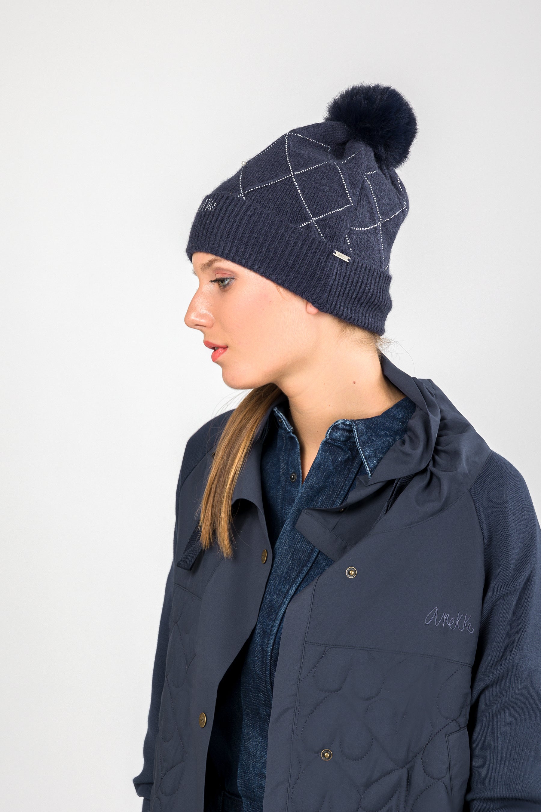 Bonnet en maille bleu marine