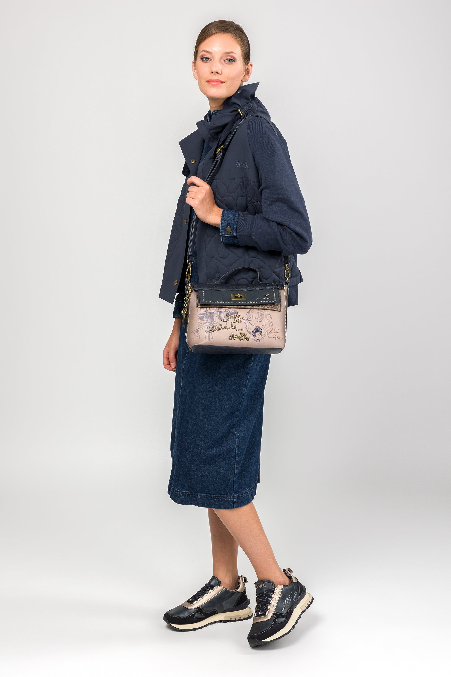Sac bandoulière à rabat et anse Studio