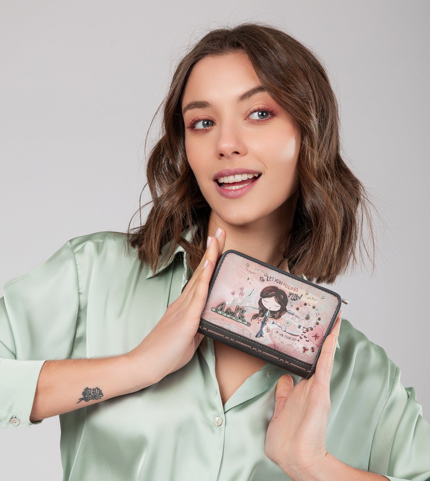 Portefeuille RFID moyen format rose Peace & Love