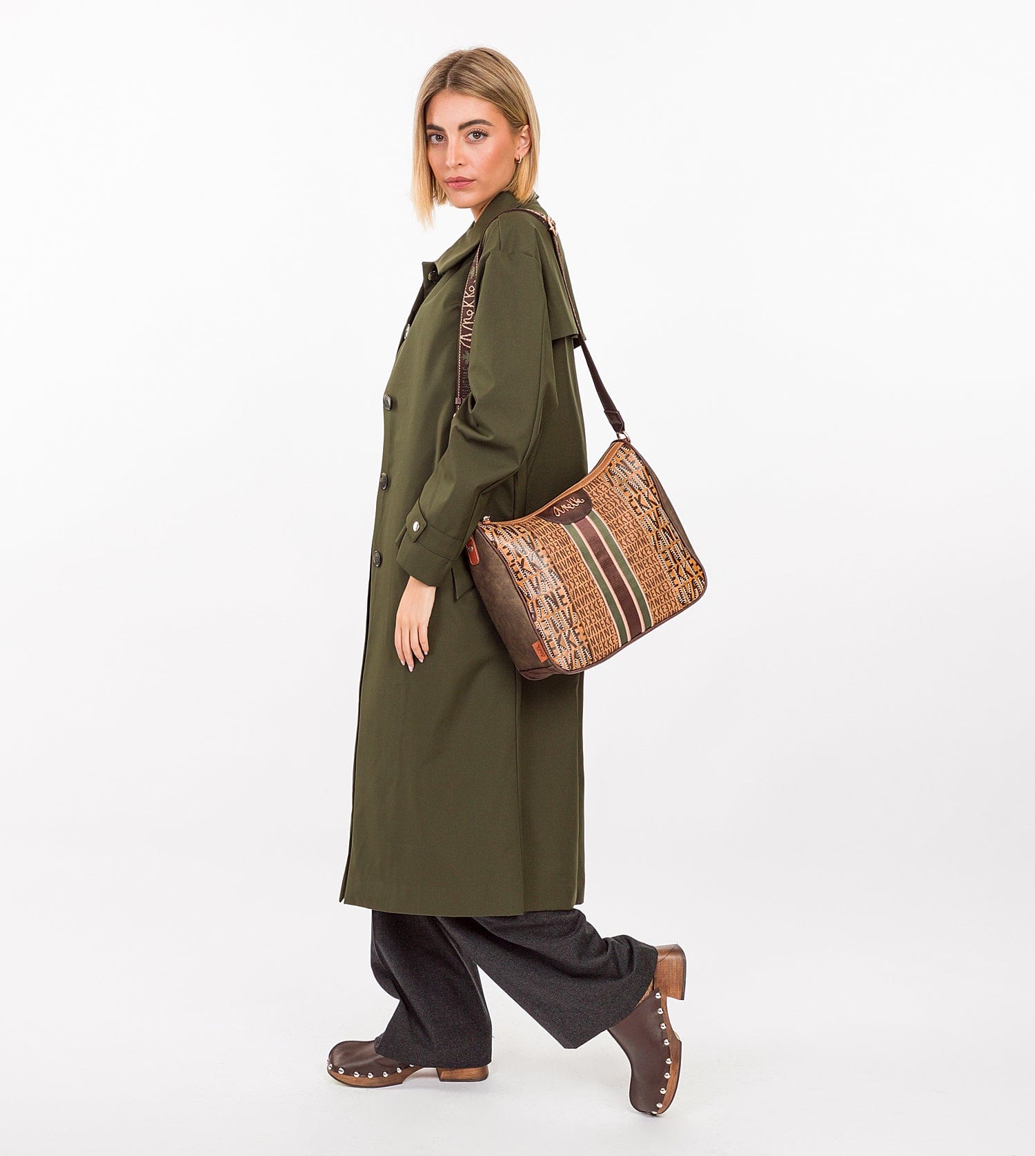 Logo urbain grand sac de messager