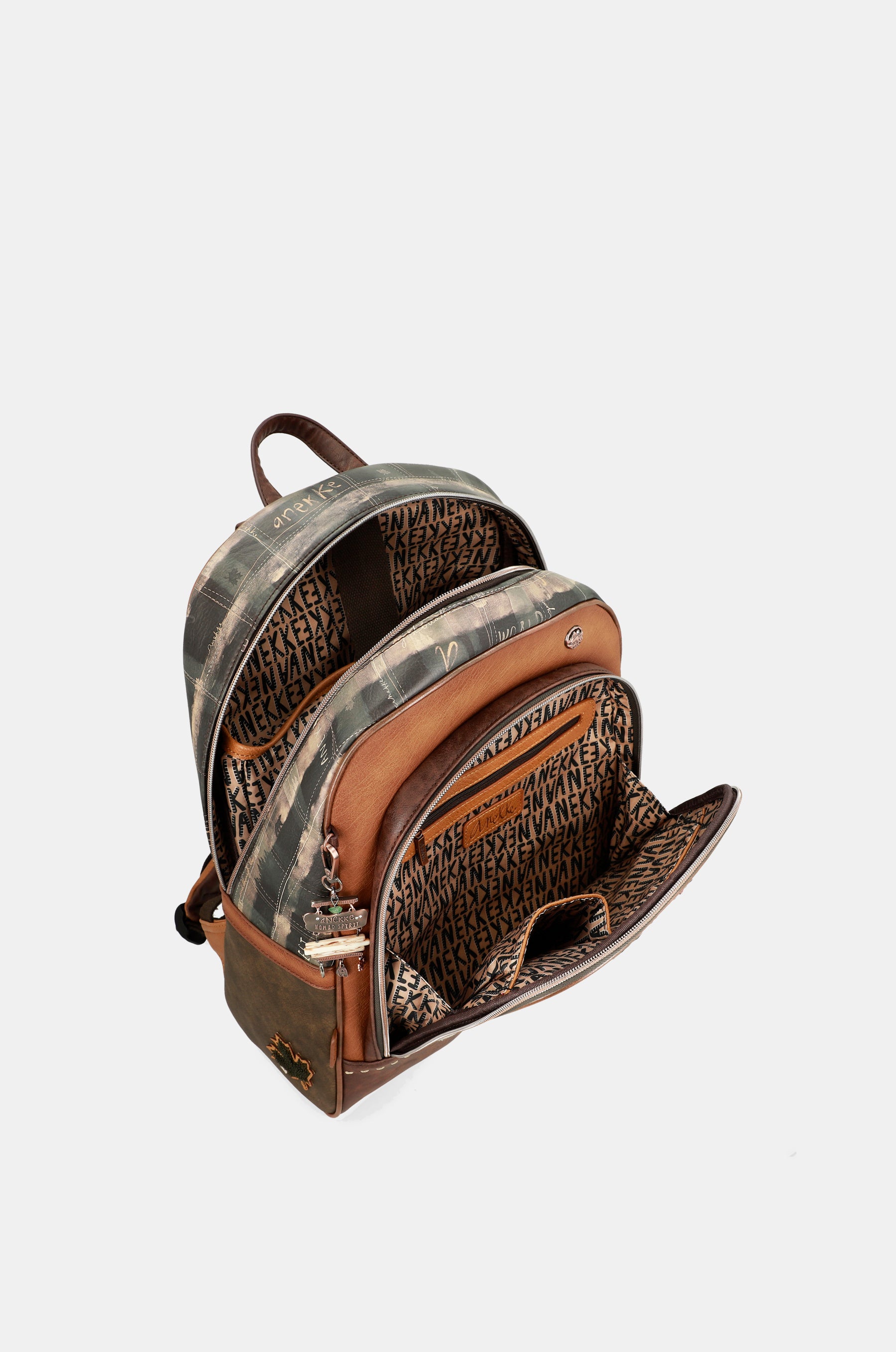 Le sac à dos de l'école forestière