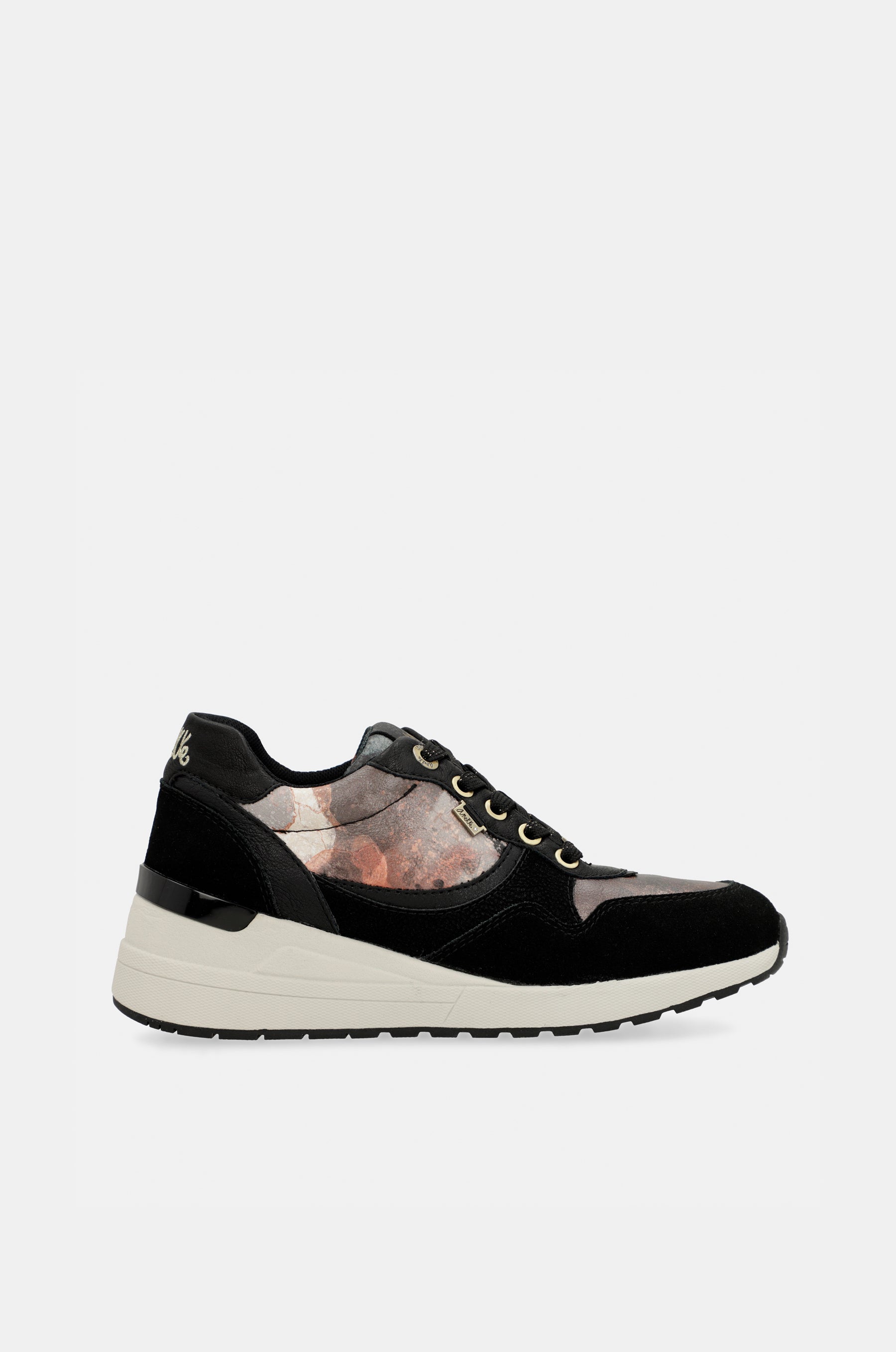 Baskets sport Padded noirs avec semelle compensée