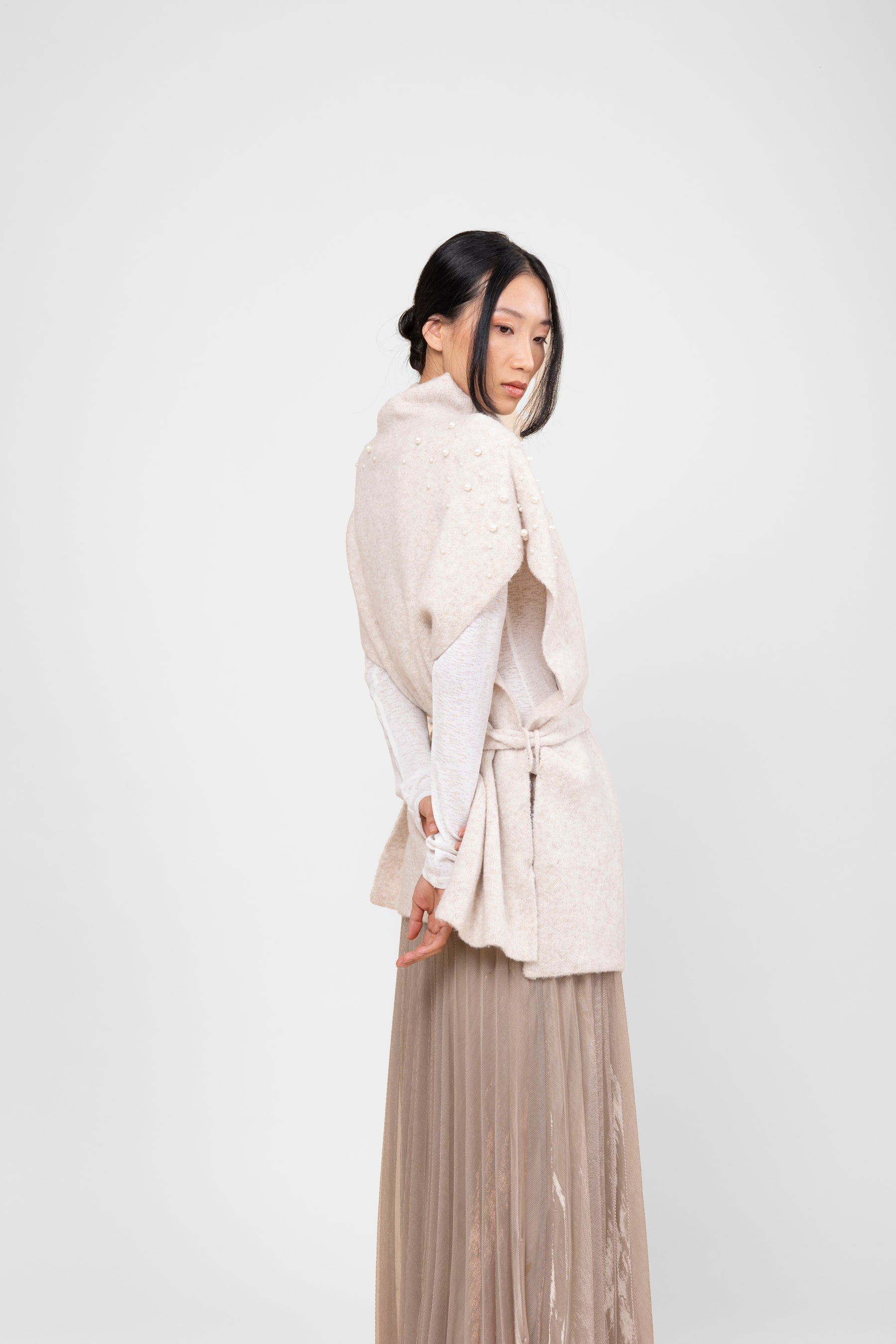 Poncho à col montant avec ceinture grège