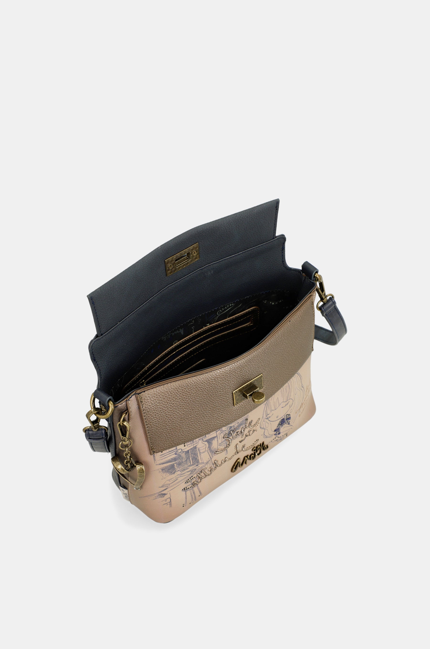 Sac bandoulière à rabat et anse Studio