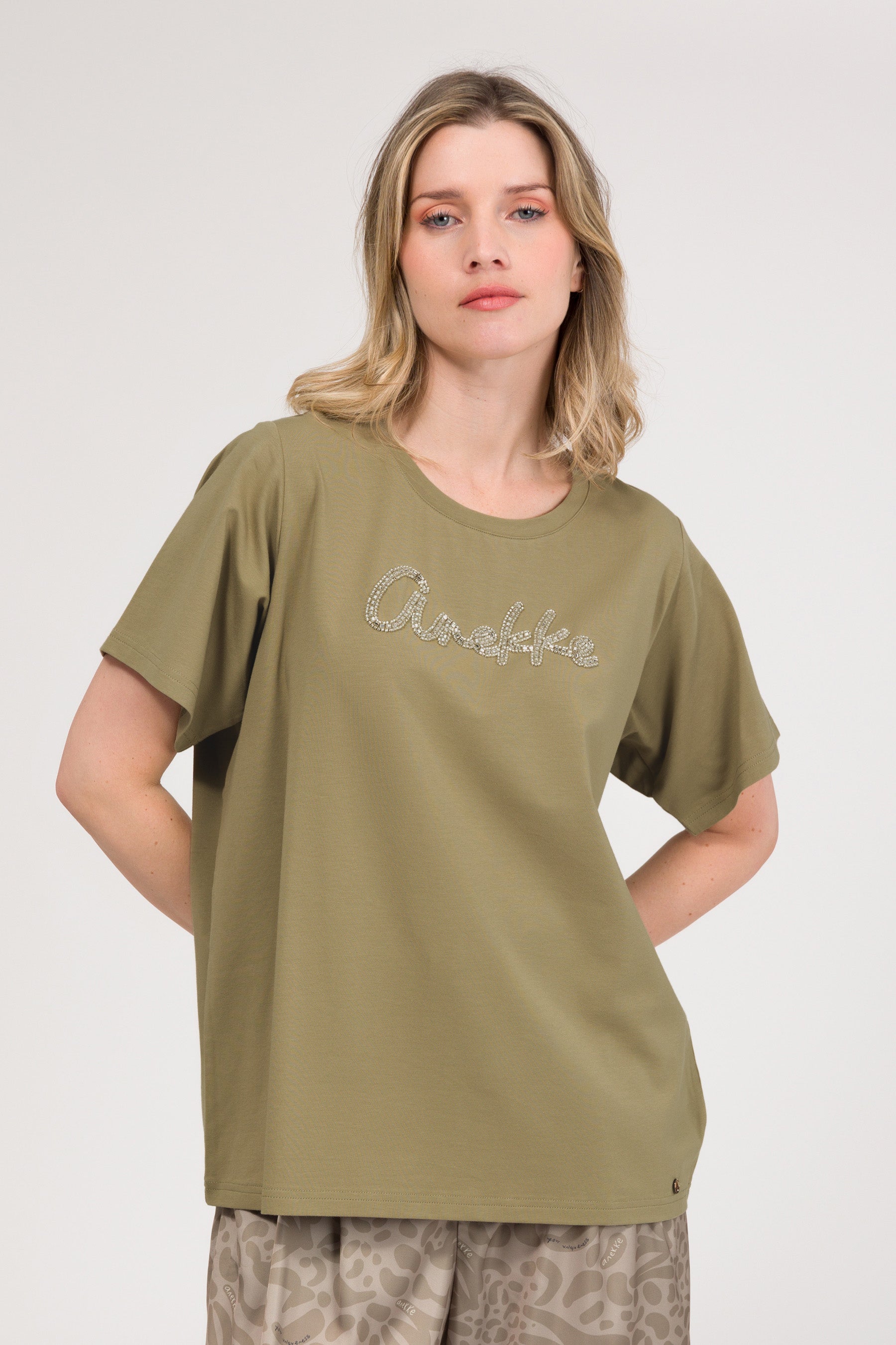 T-shirt vert avec logo