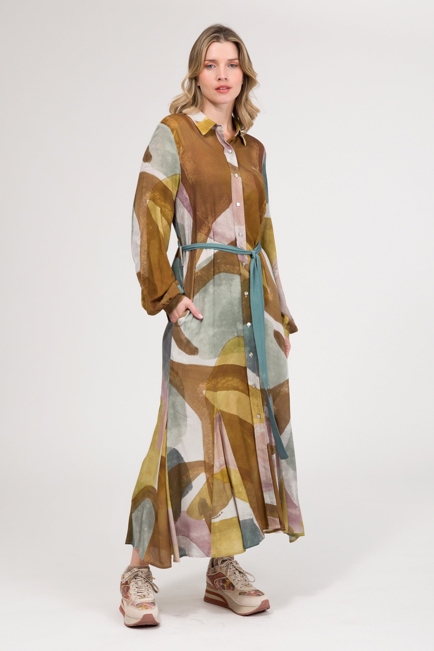 Robe à manches longues midi