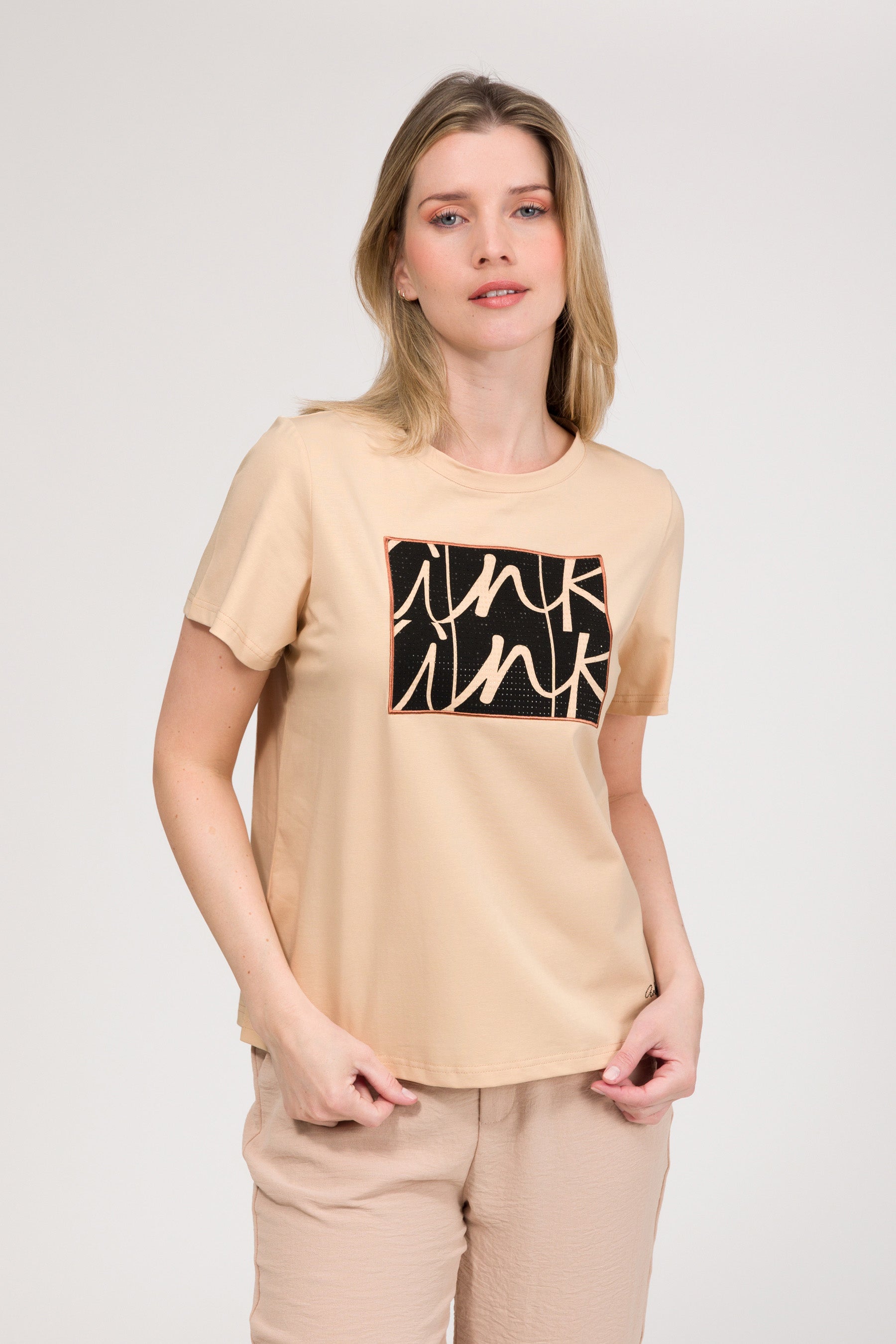 T-shirt beige à manches courtes