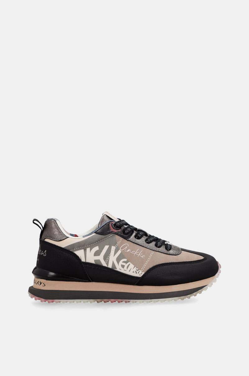 Sneakers noirs et roses