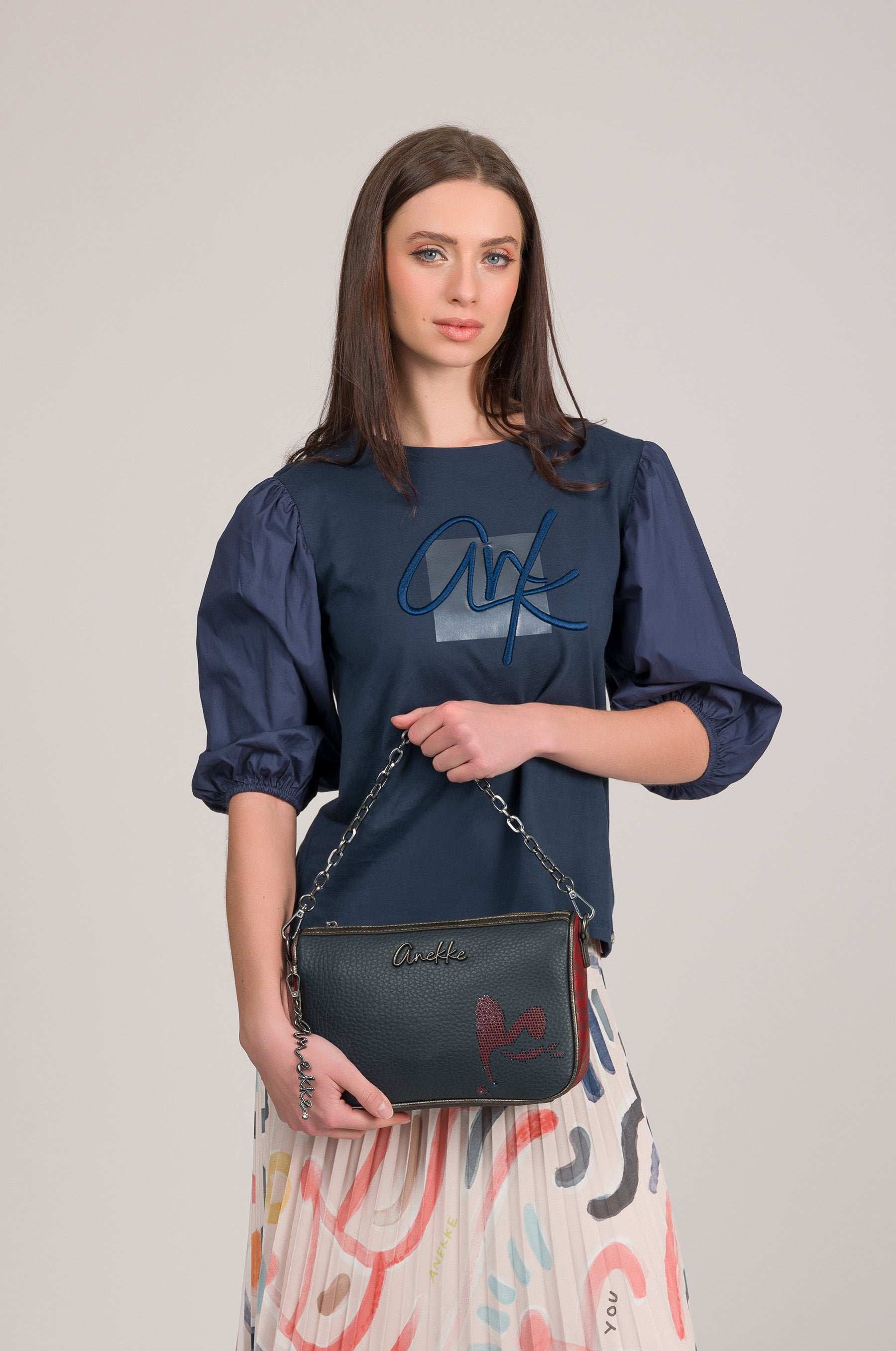 Sac à bandoulière Essentials bleu marine