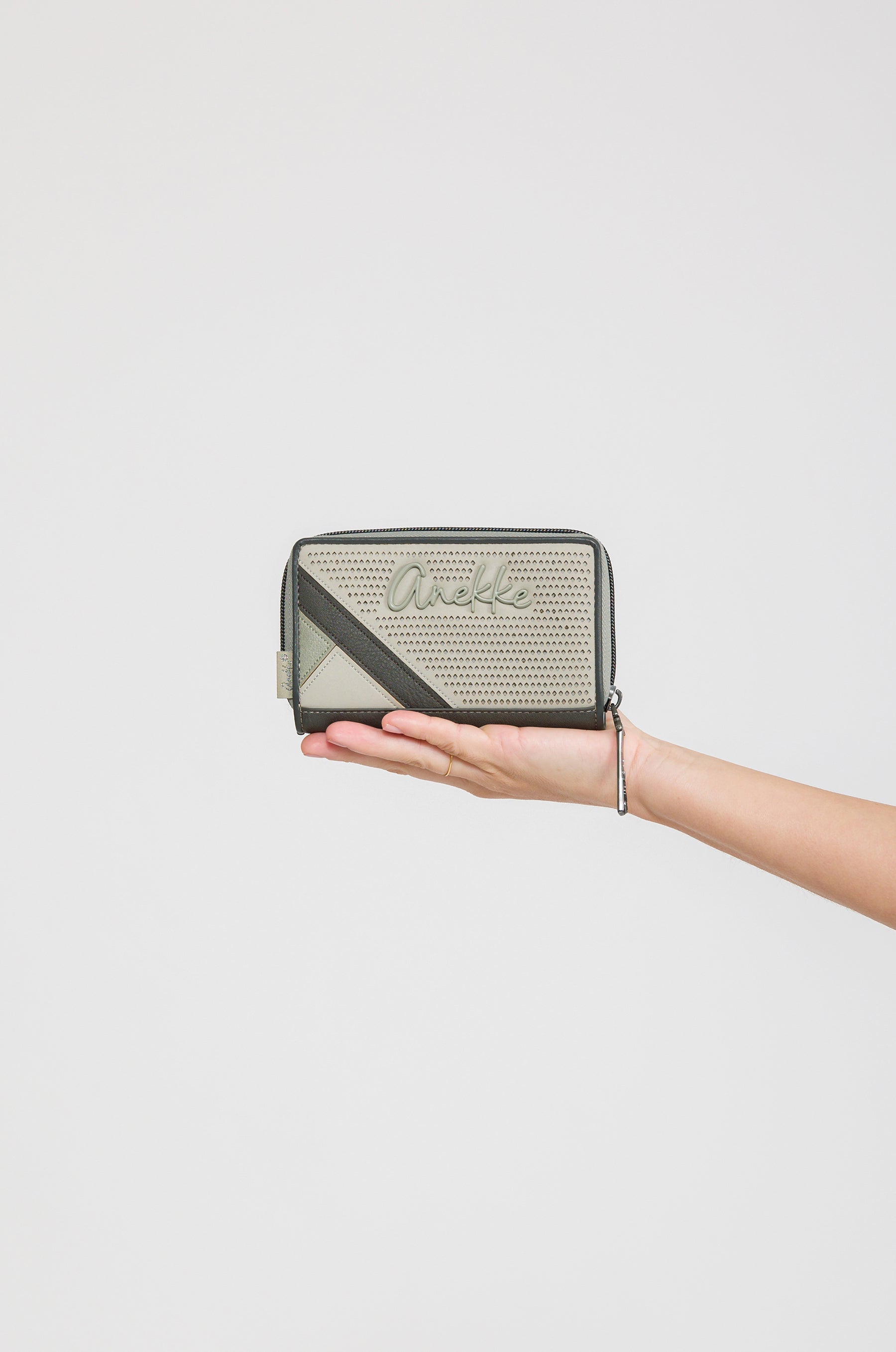 Portefeuille rigide Symmetra RFID