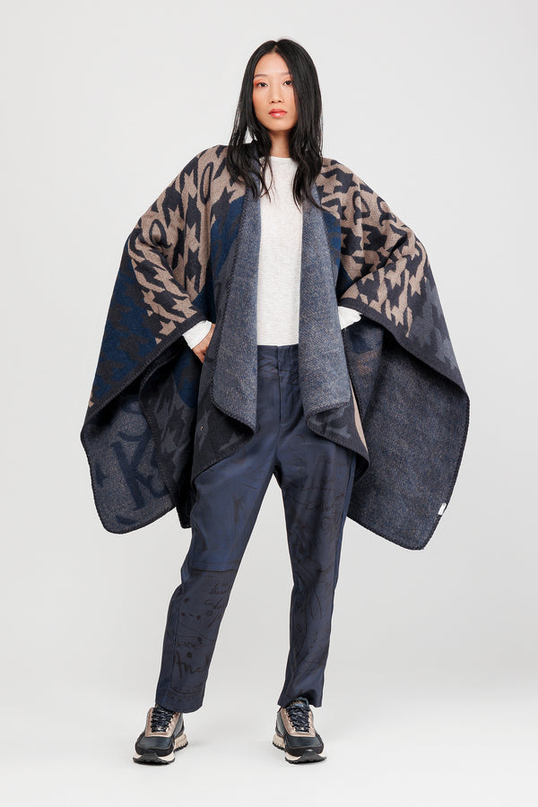 Poncho bleu et beige