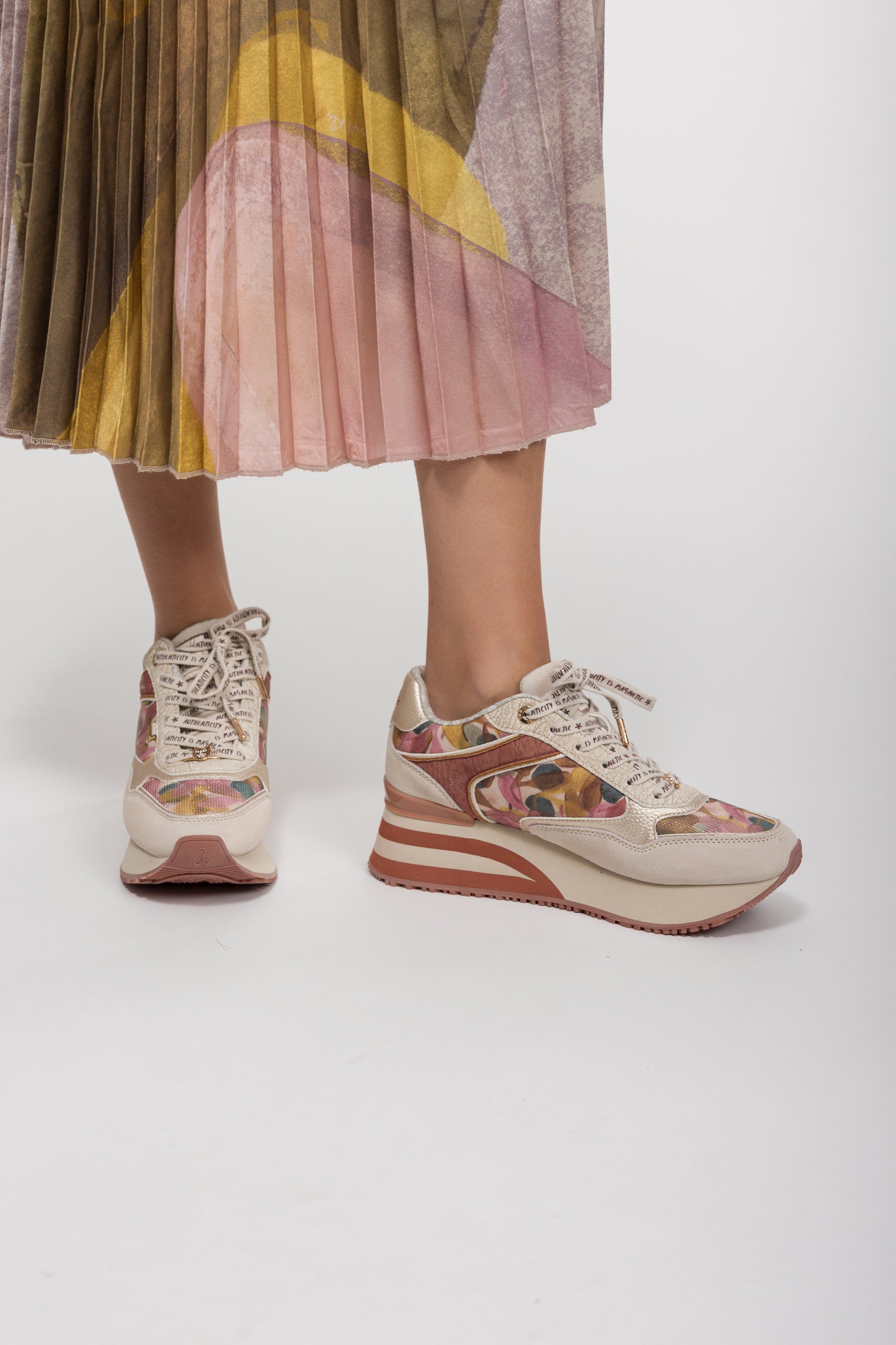 Sneakers roses et beige Bloom