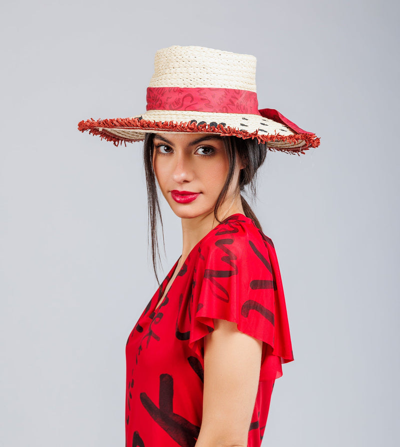 Chapeau en raphia à pois