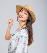 Chapeau en raphia beige