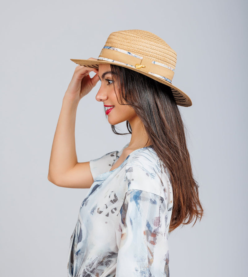 Chapeau en raphia beige