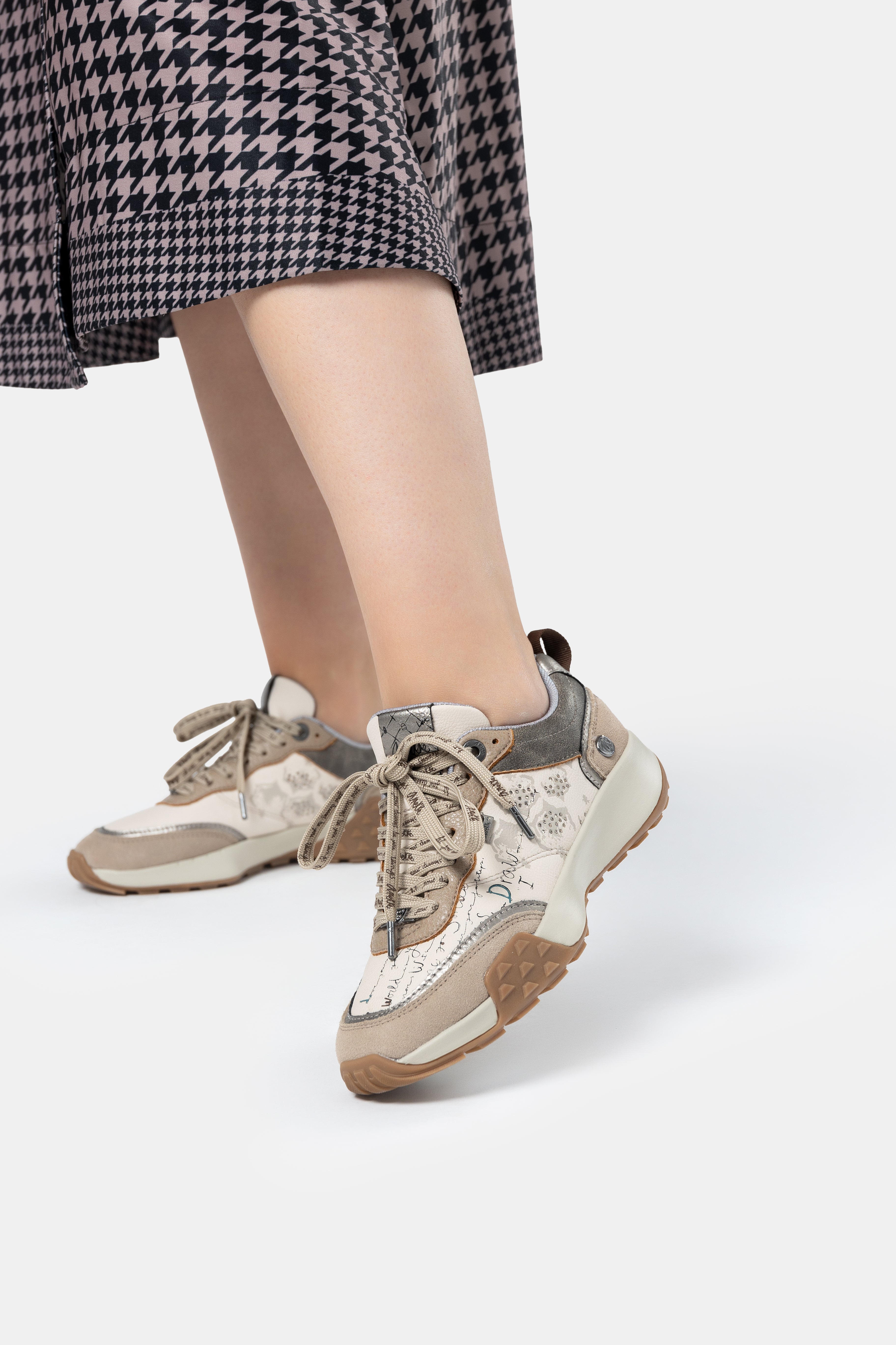 Baskets beige imprimé