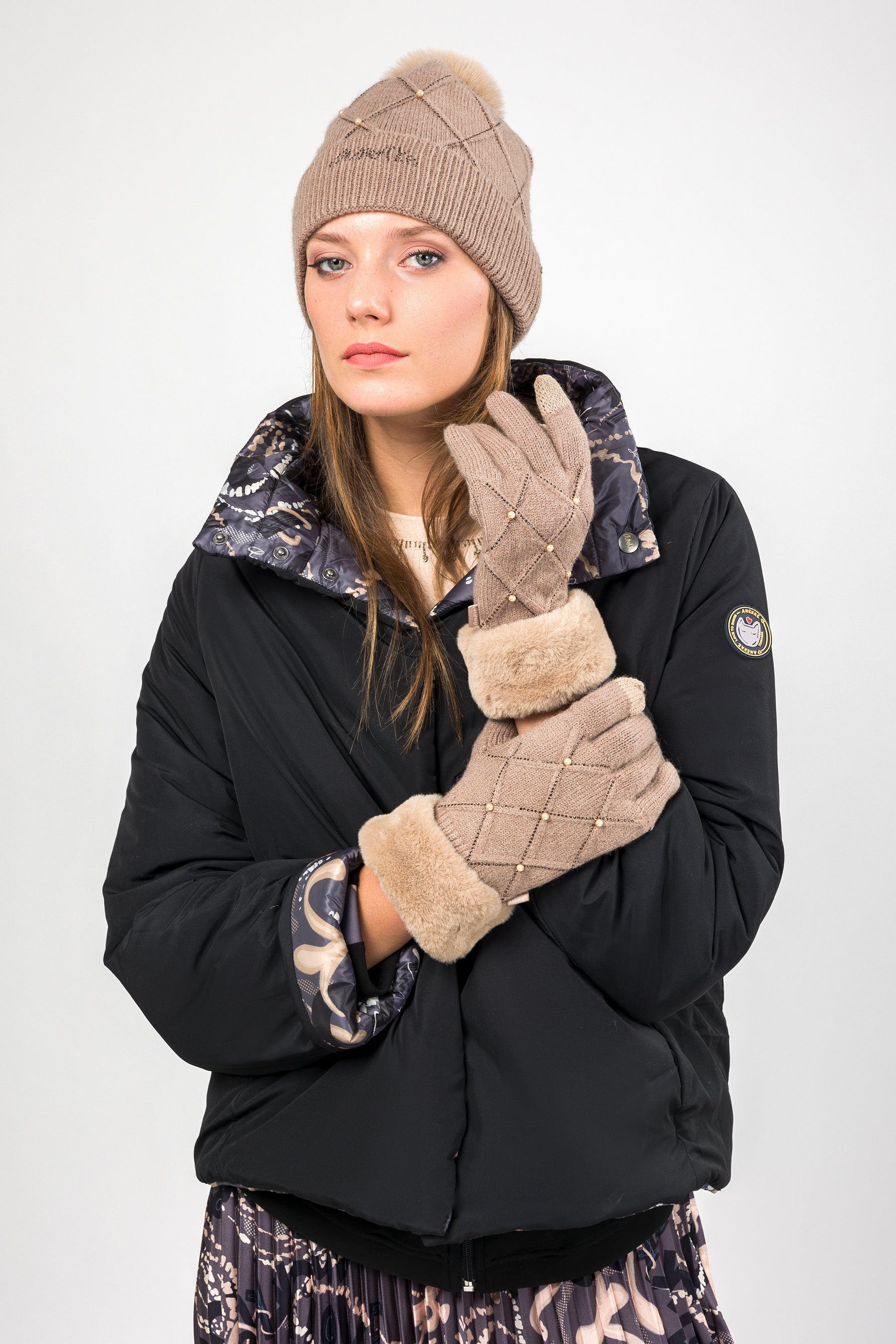 Gants en maille beige avec applications